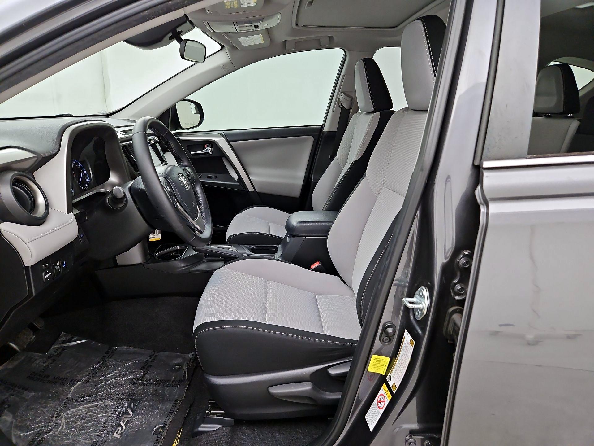 Thumbnail: 2017 Toyota RAV4 - 11