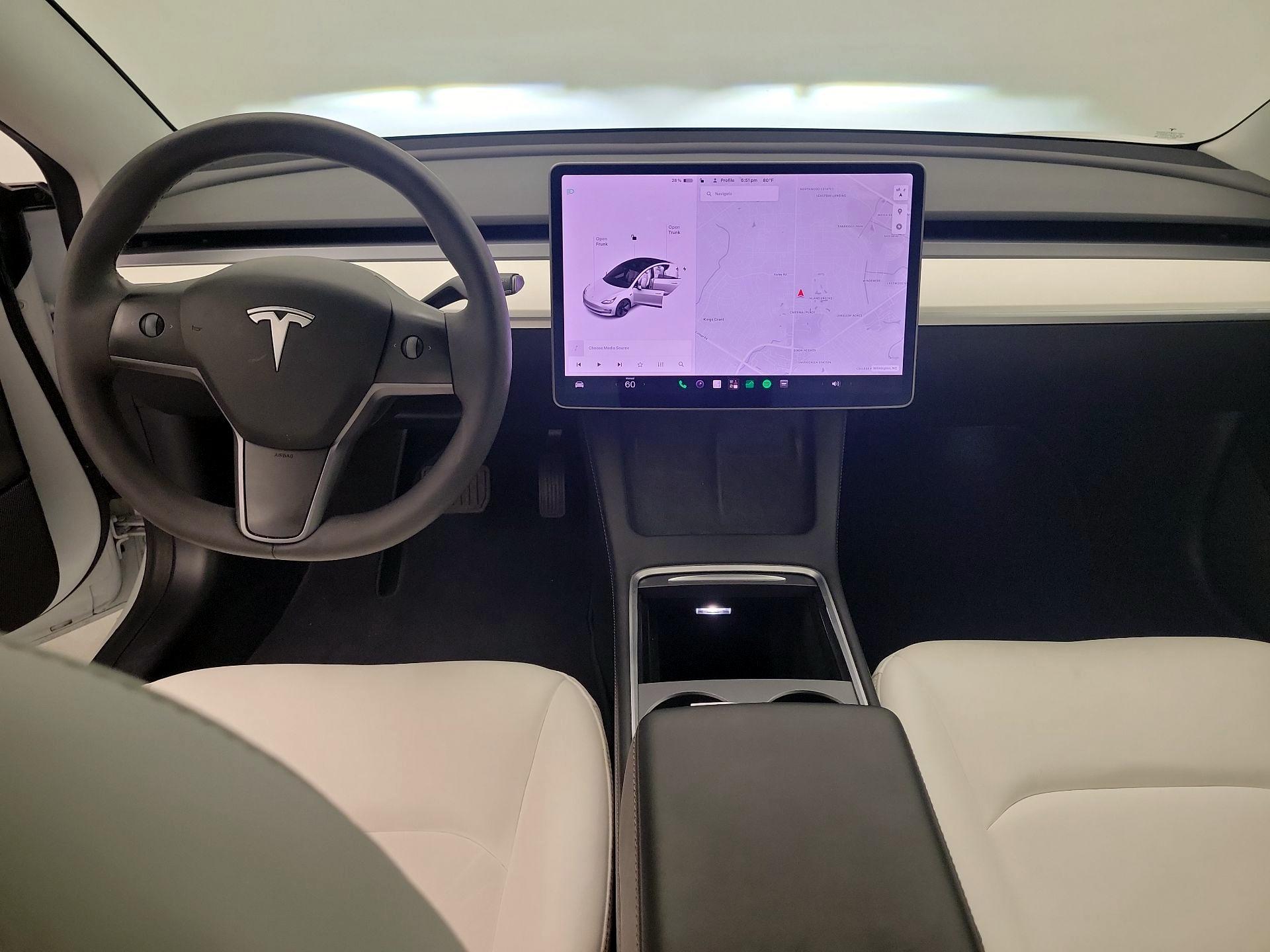 Thumbnail: 2021 Tesla Model 3 - 9