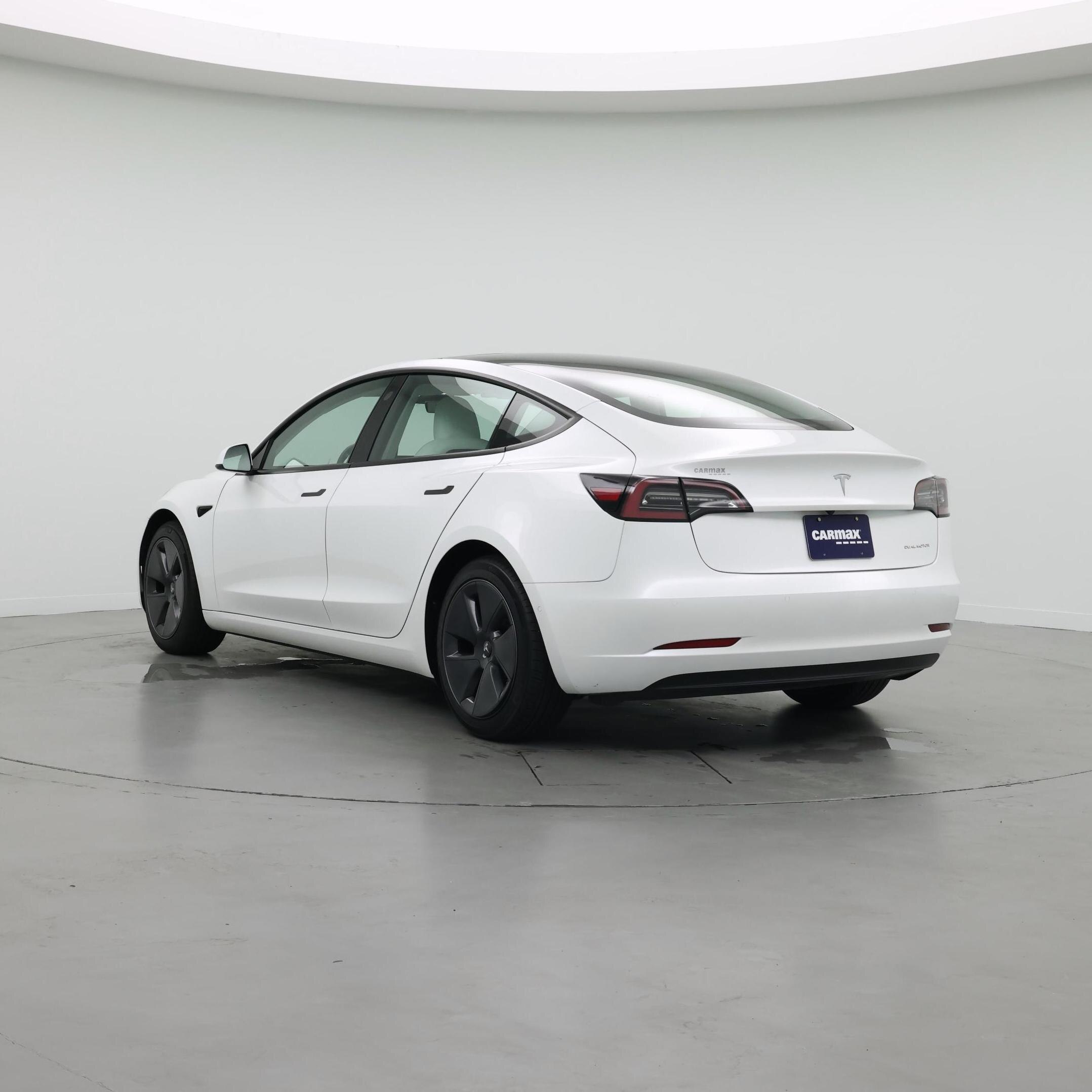 Thumbnail: 2021 Tesla Model 3 - 2