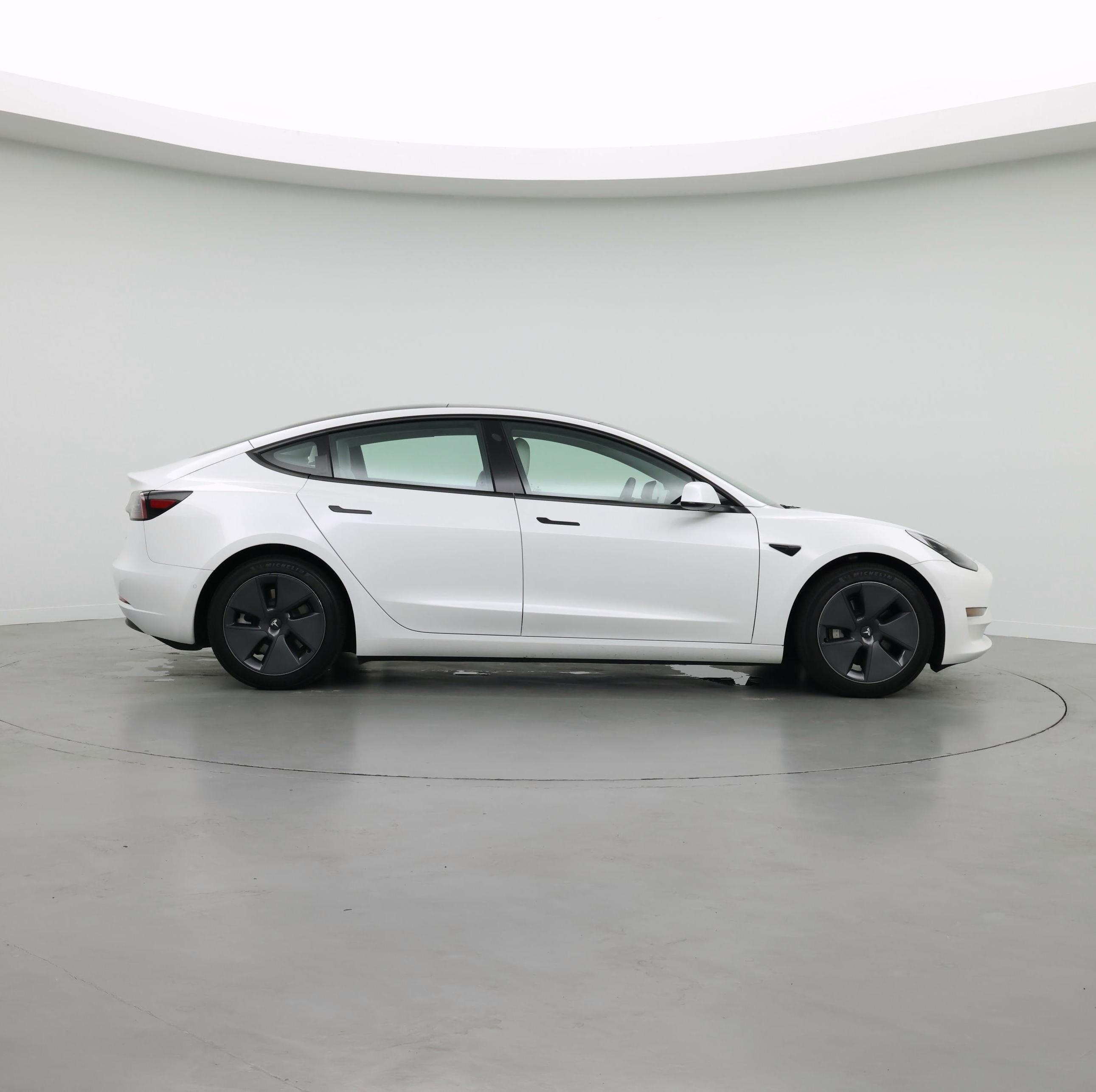 Thumbnail: 2021 Tesla Model 3 - 7