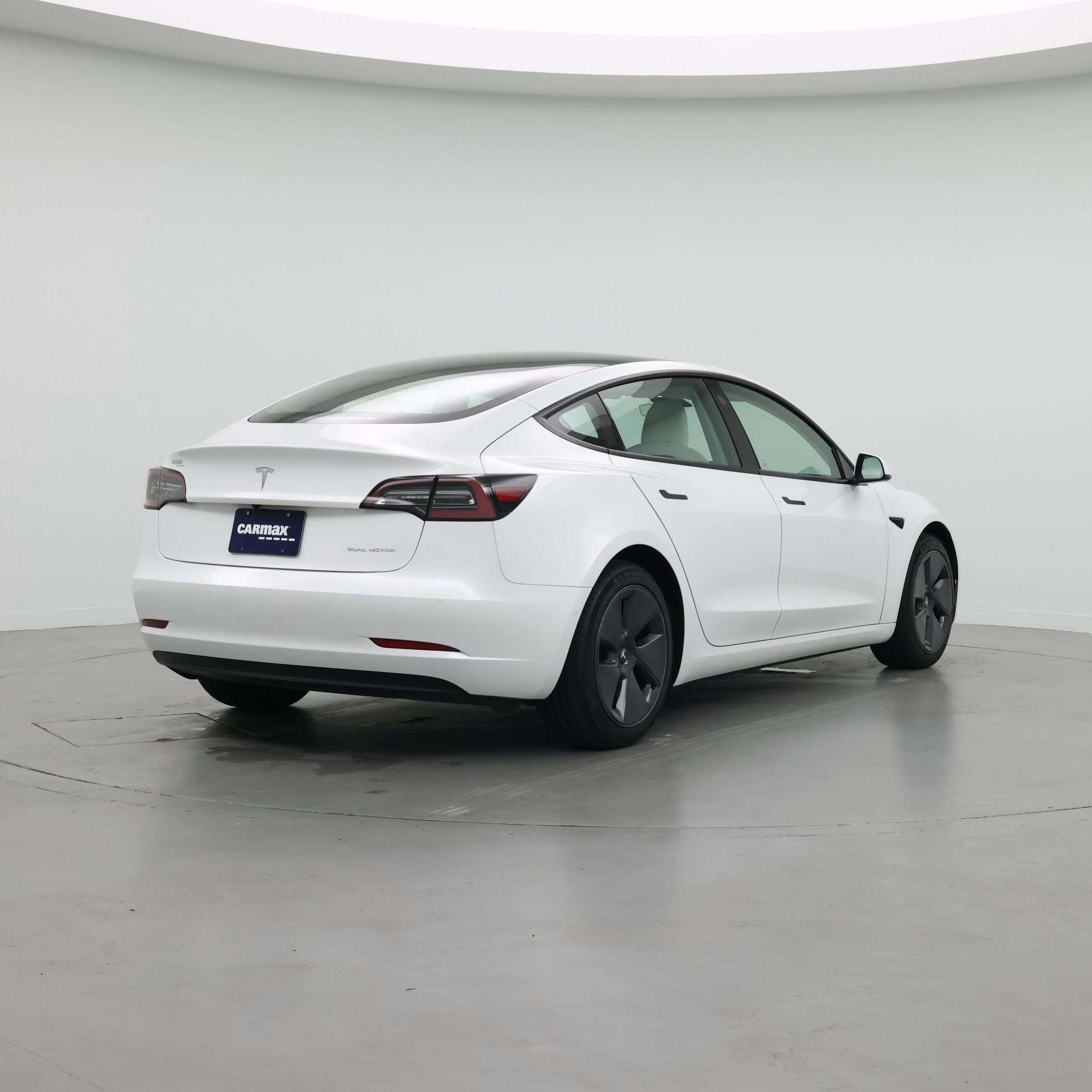 Thumbnail: 2021 Tesla Model 3 - 8