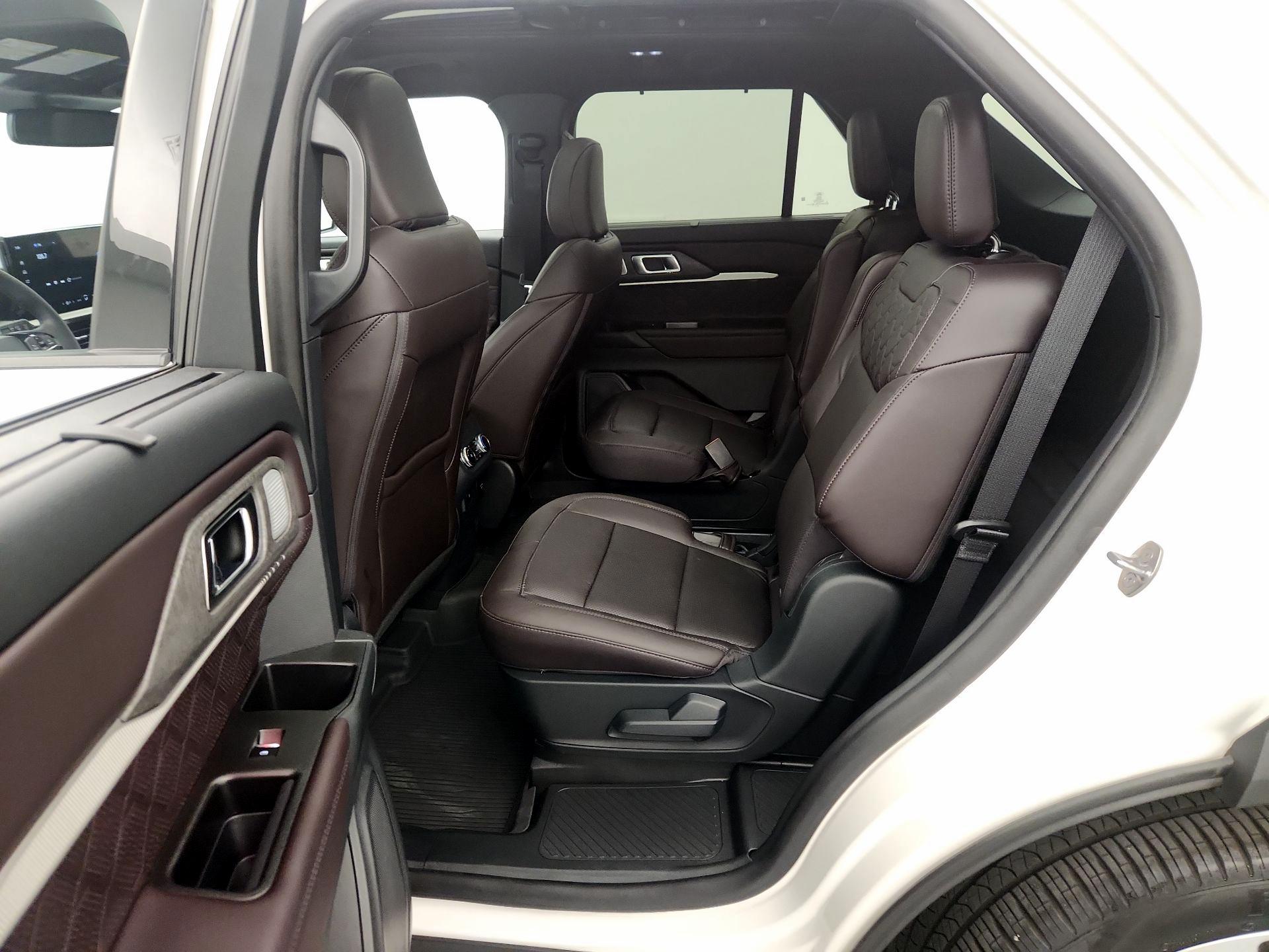 Thumbnail: 2025 Ford Explorer - 20