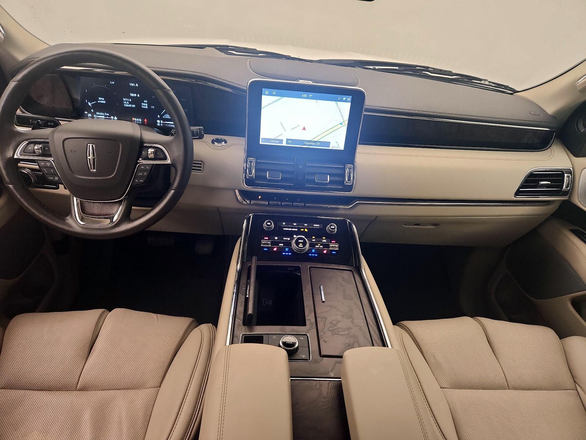 Thumbnail: 2020 Lincoln Navigator L - 9