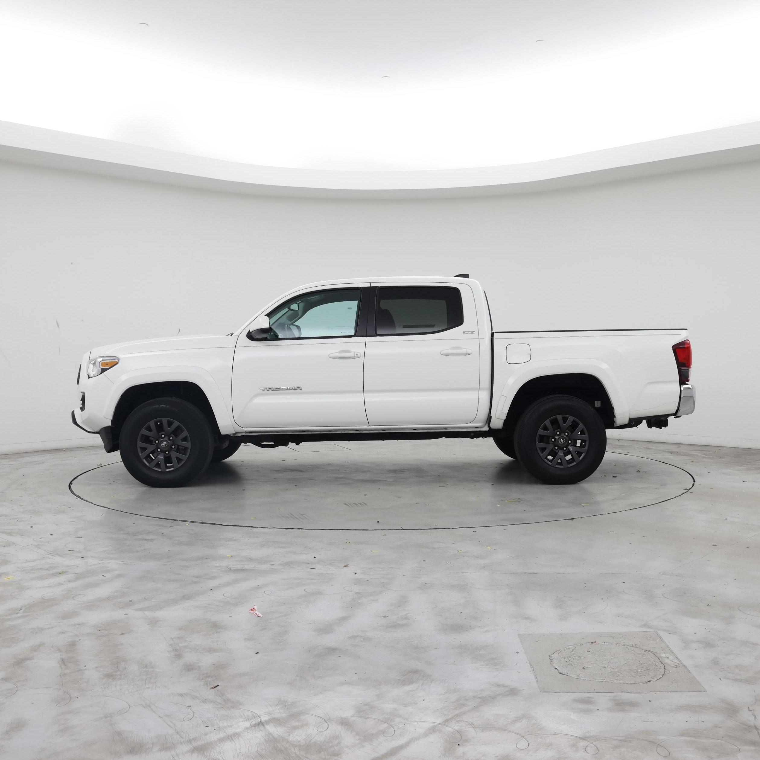Thumbnail: 2023 Toyota Tacoma - 3