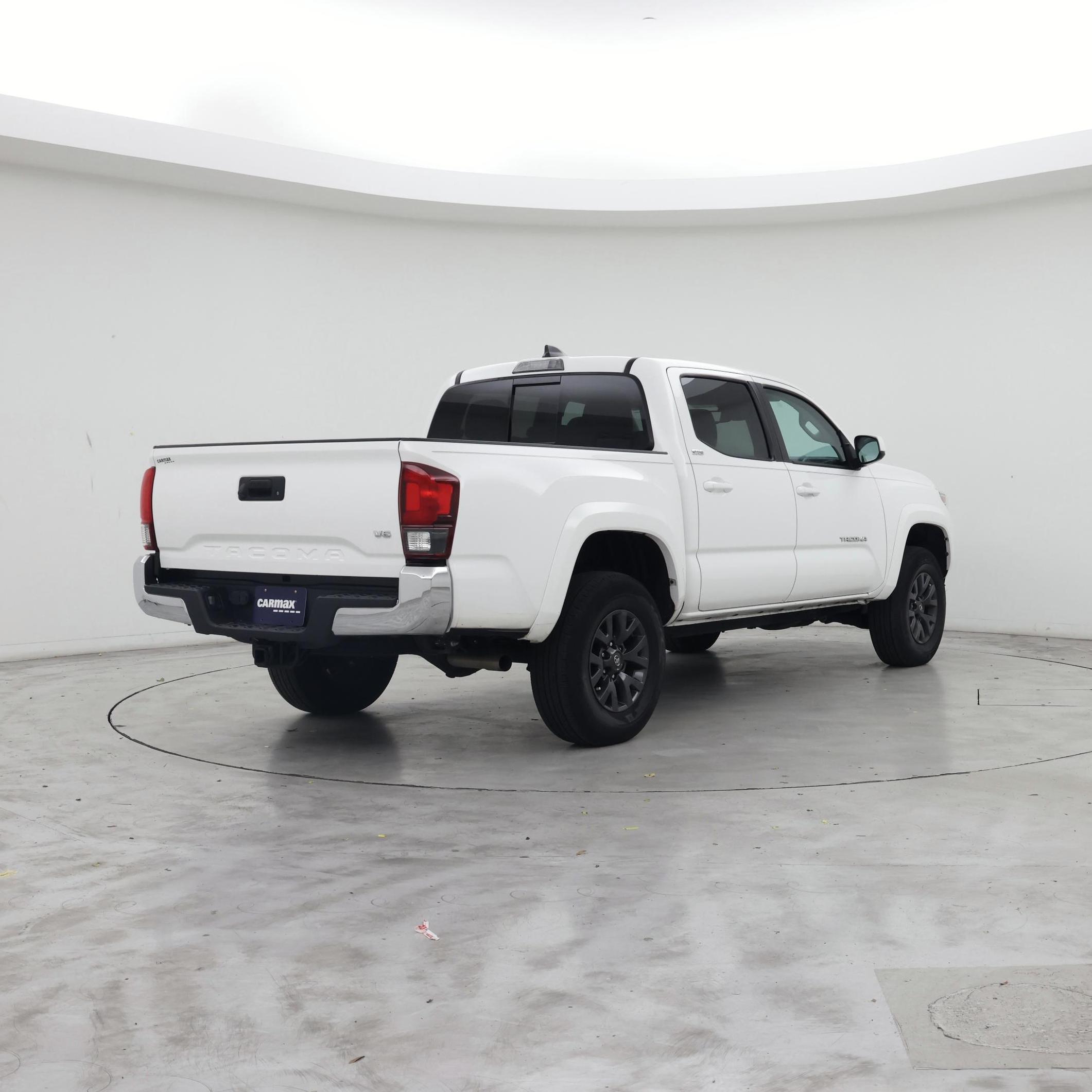 Thumbnail: 2023 Toyota Tacoma - 8