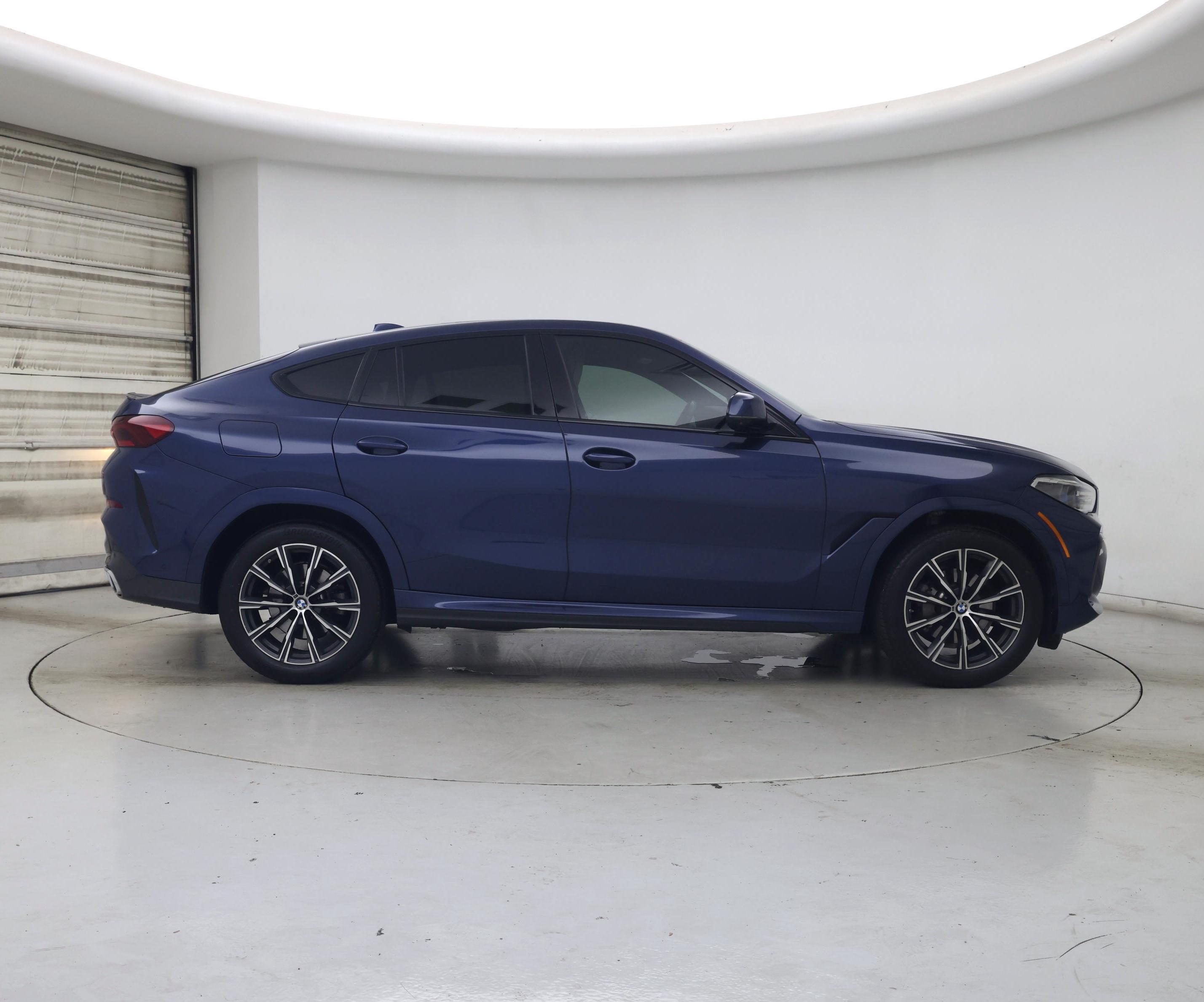 Thumbnail: 2022 BMW X6 - 7