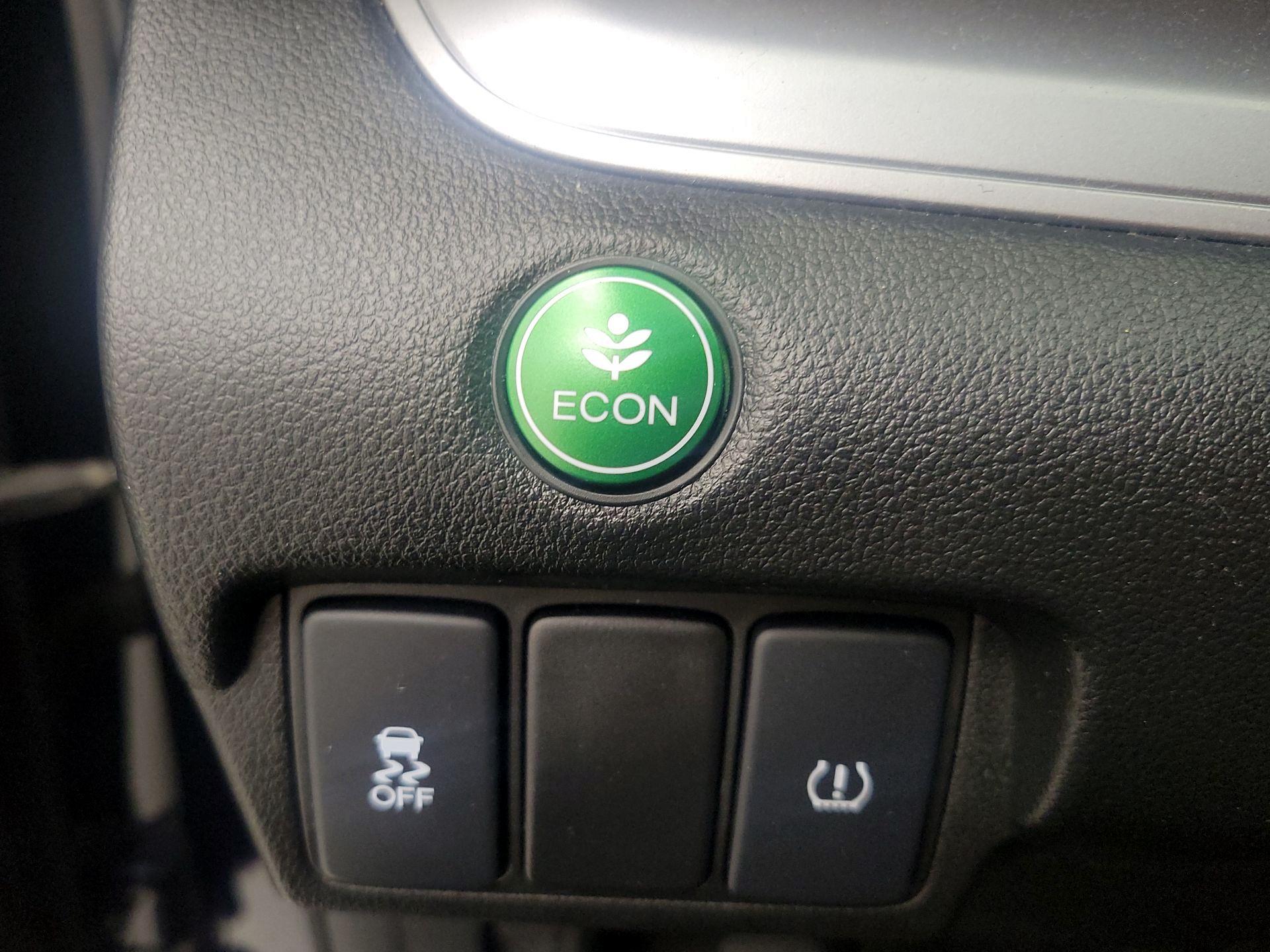 Thumbnail: 2015 Honda CR-V - 13
