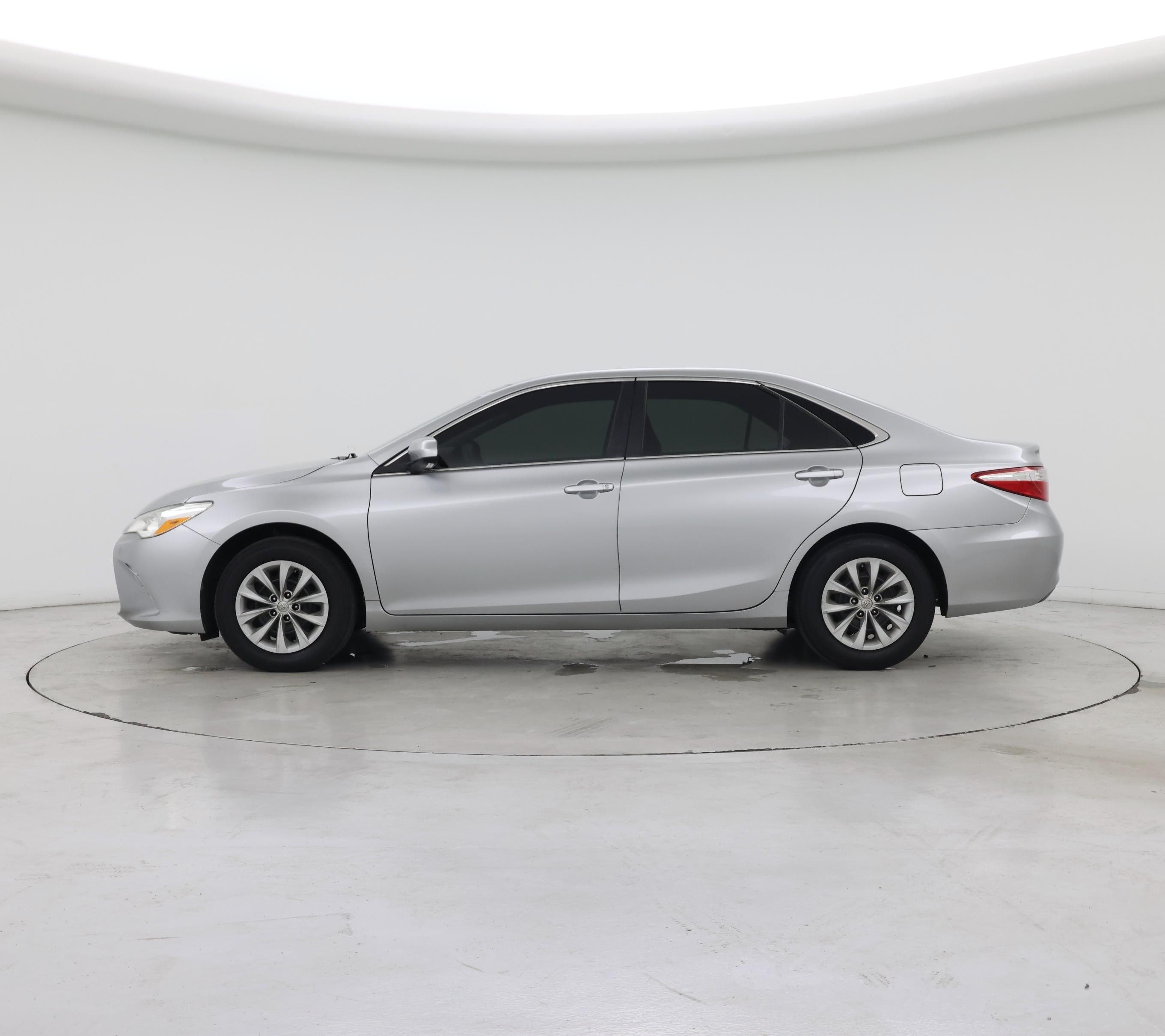 Thumbnail: 2017 Toyota Camry - 3