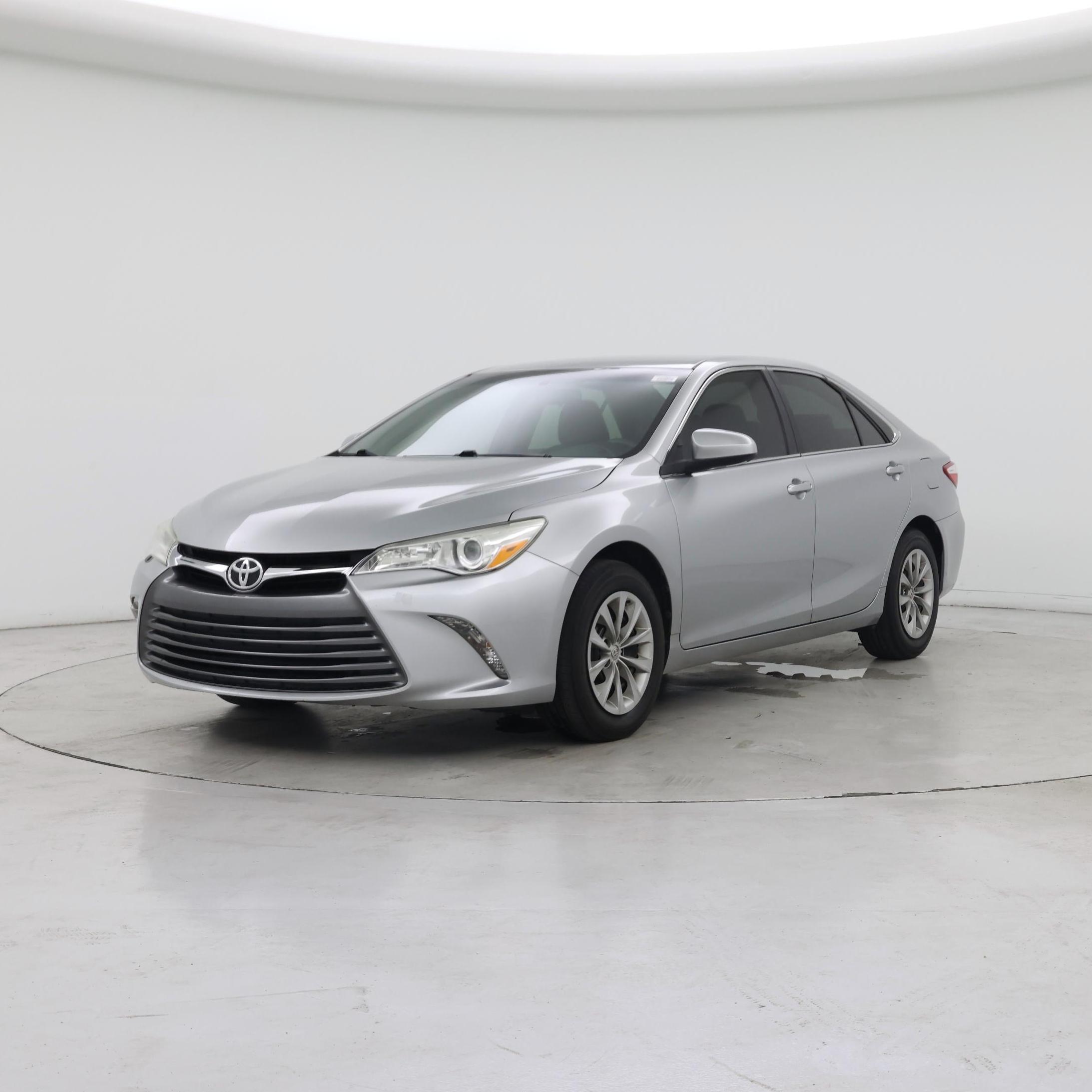 Thumbnail: 2017 Toyota Camry - 4