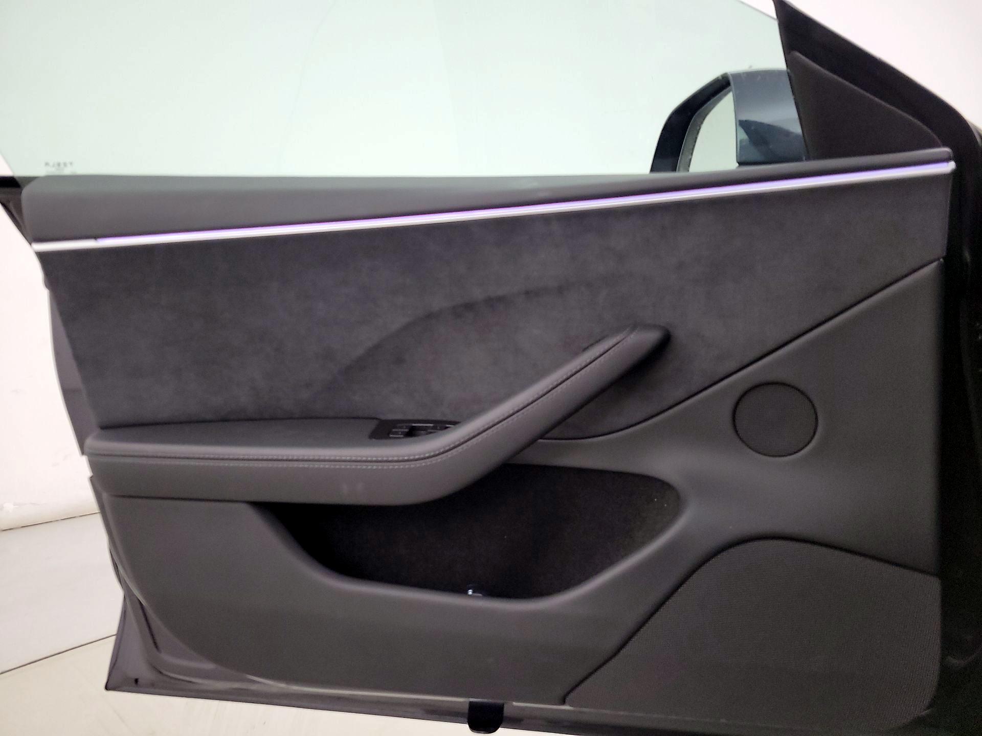Thumbnail: 2024 Tesla Model 3 - 12