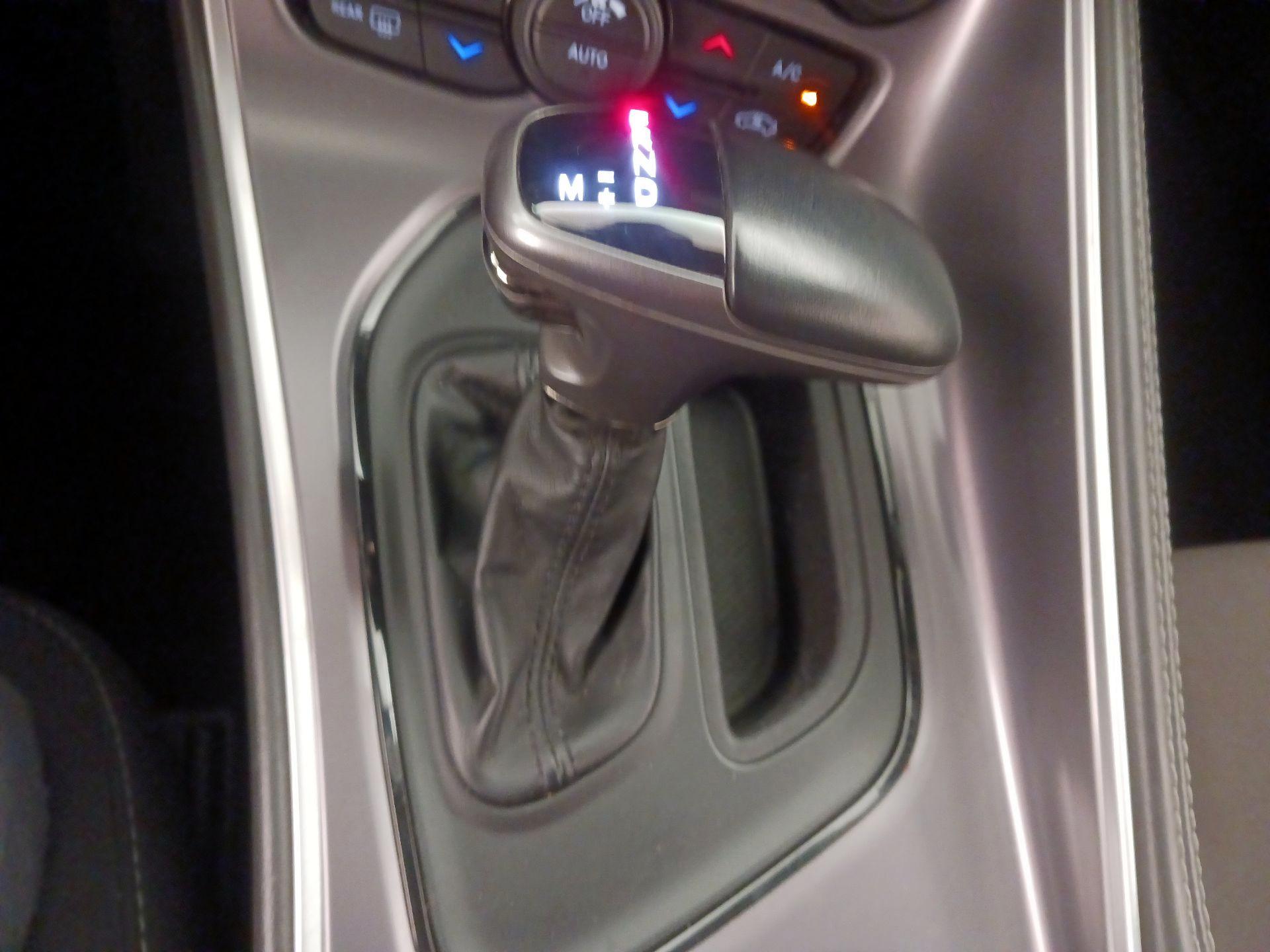 Thumbnail: 2020 Dodge Challenger - 17