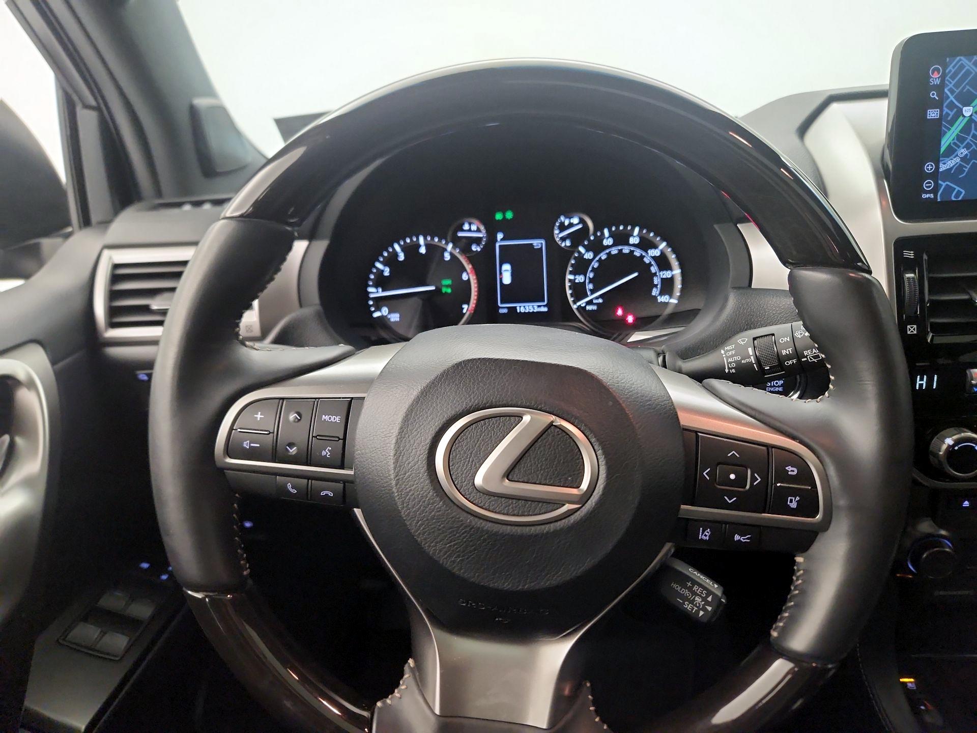 Thumbnail: 2023 Lexus GX - 10