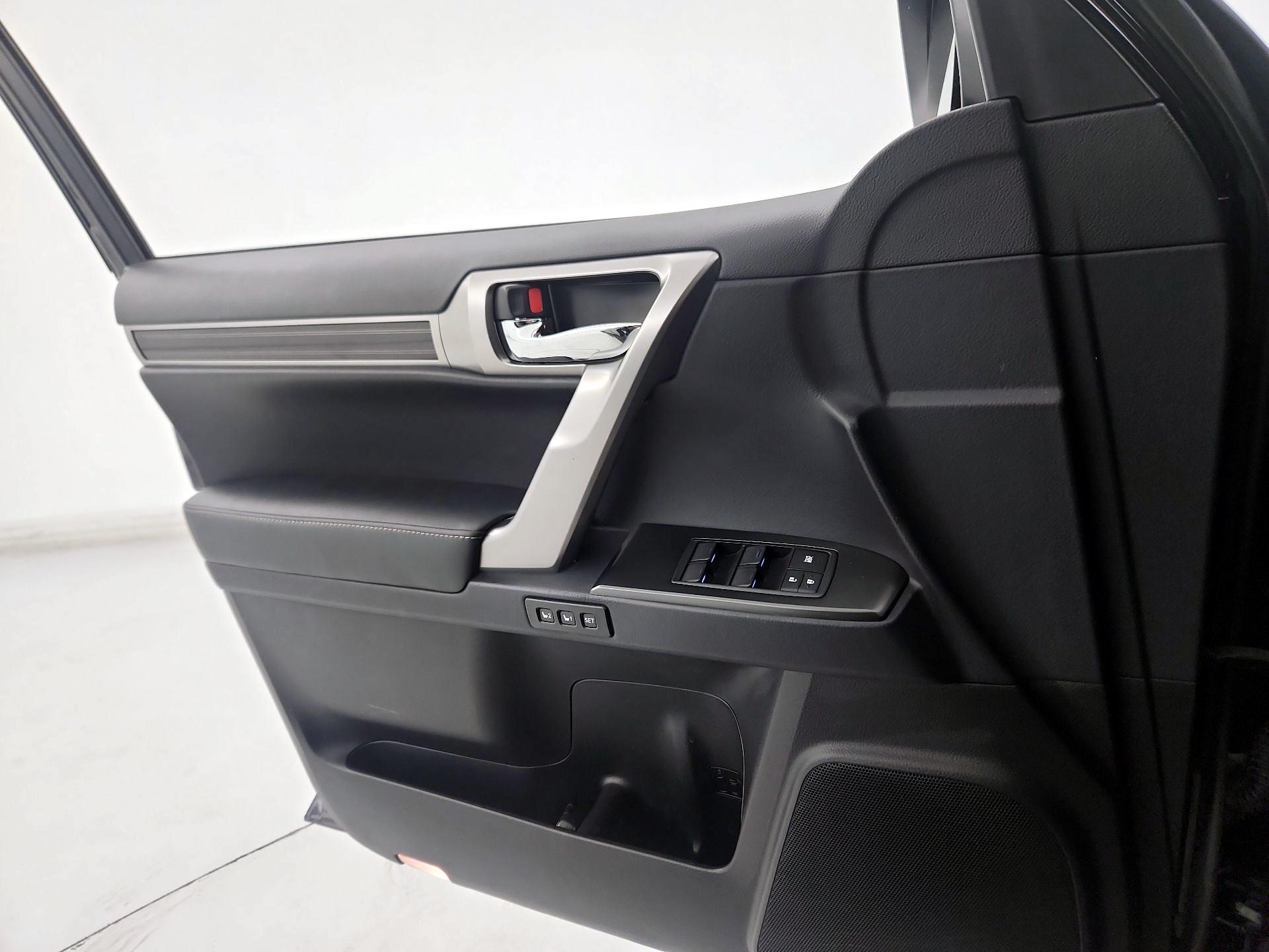 Thumbnail: 2023 Lexus GX - 12