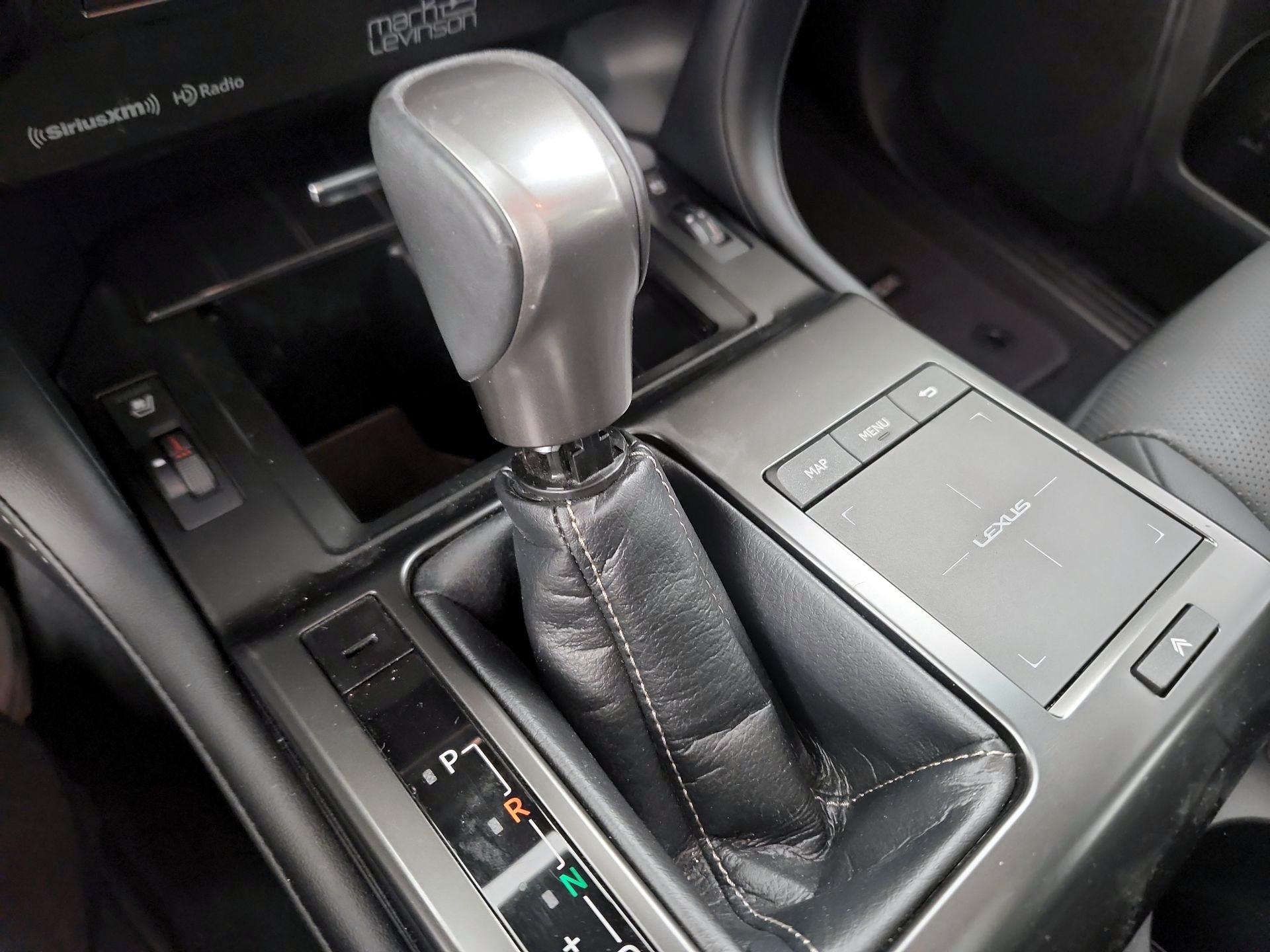 Thumbnail: 2023 Lexus GX - 18