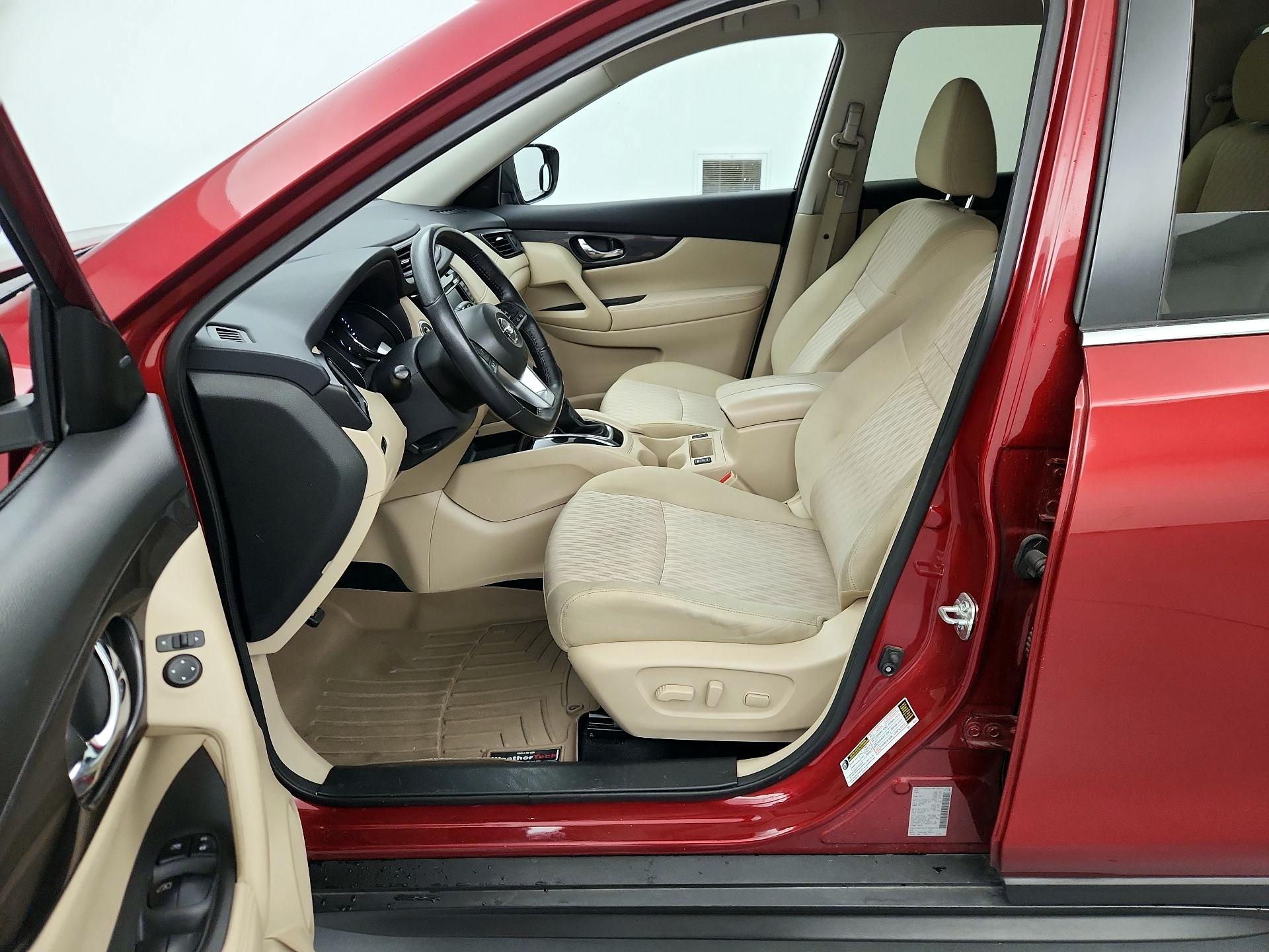 Thumbnail: 2019 Nissan Rogue - 11