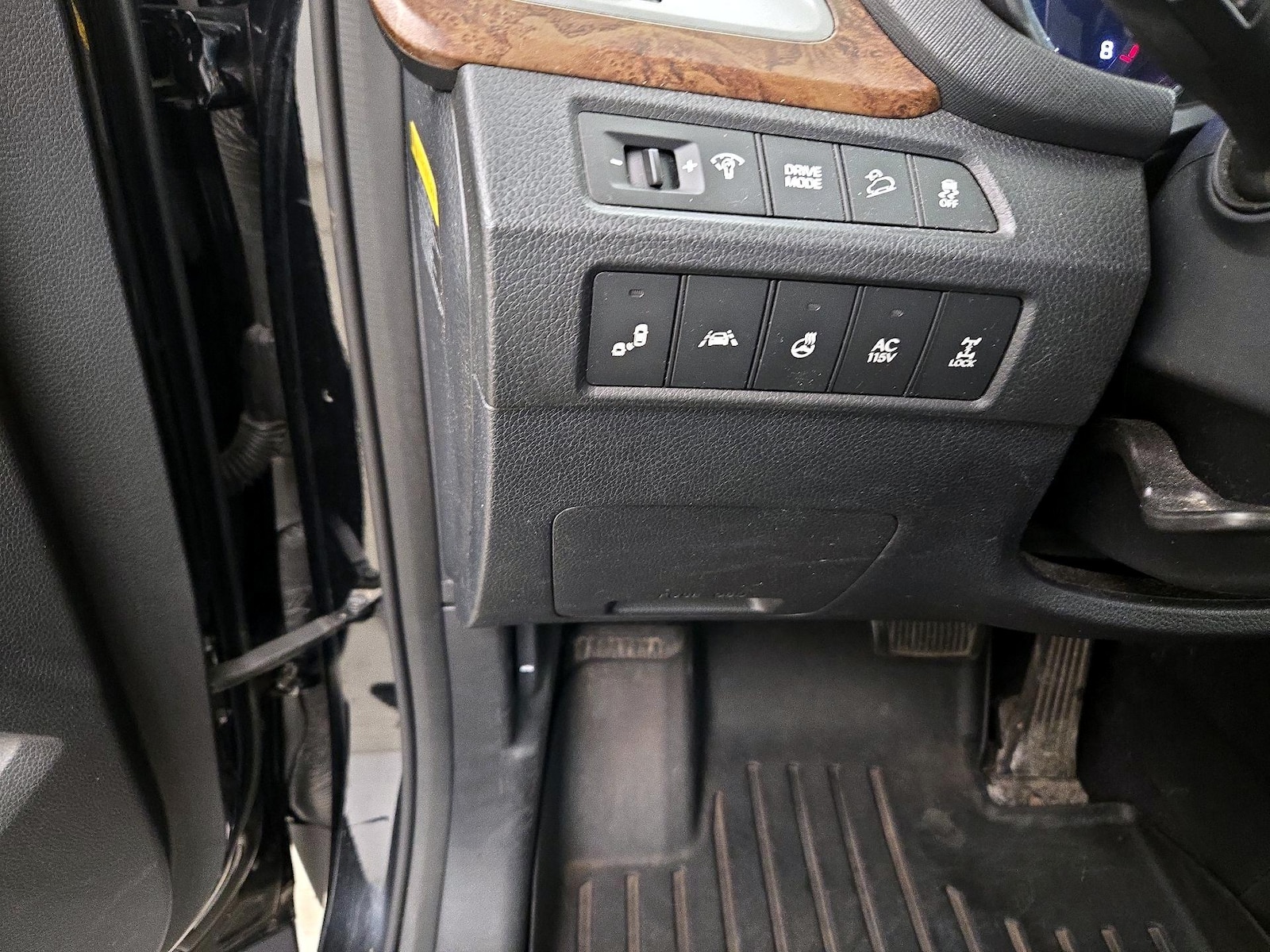 2017 Hyundai Santa Fe Limited Ultimate - Photo 14