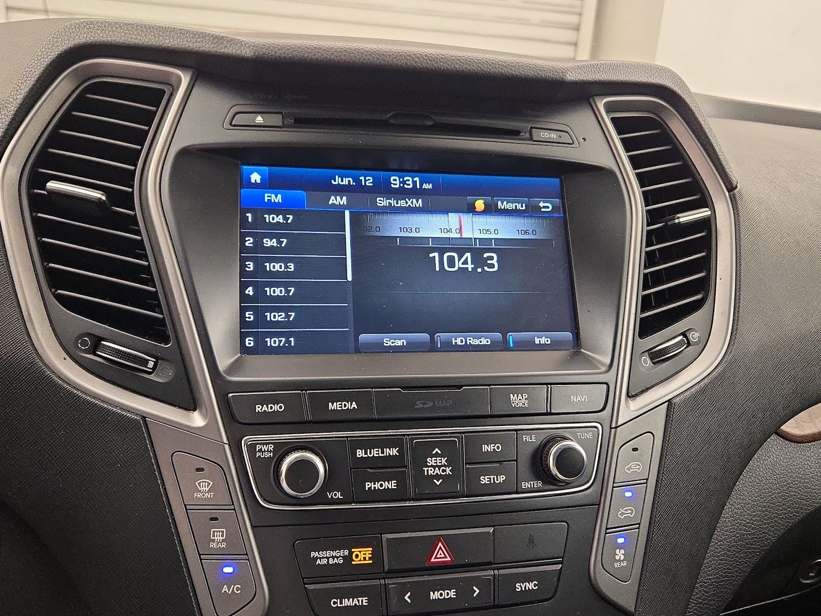 2017 Hyundai Santa Fe Limited Ultimate - Photo 17