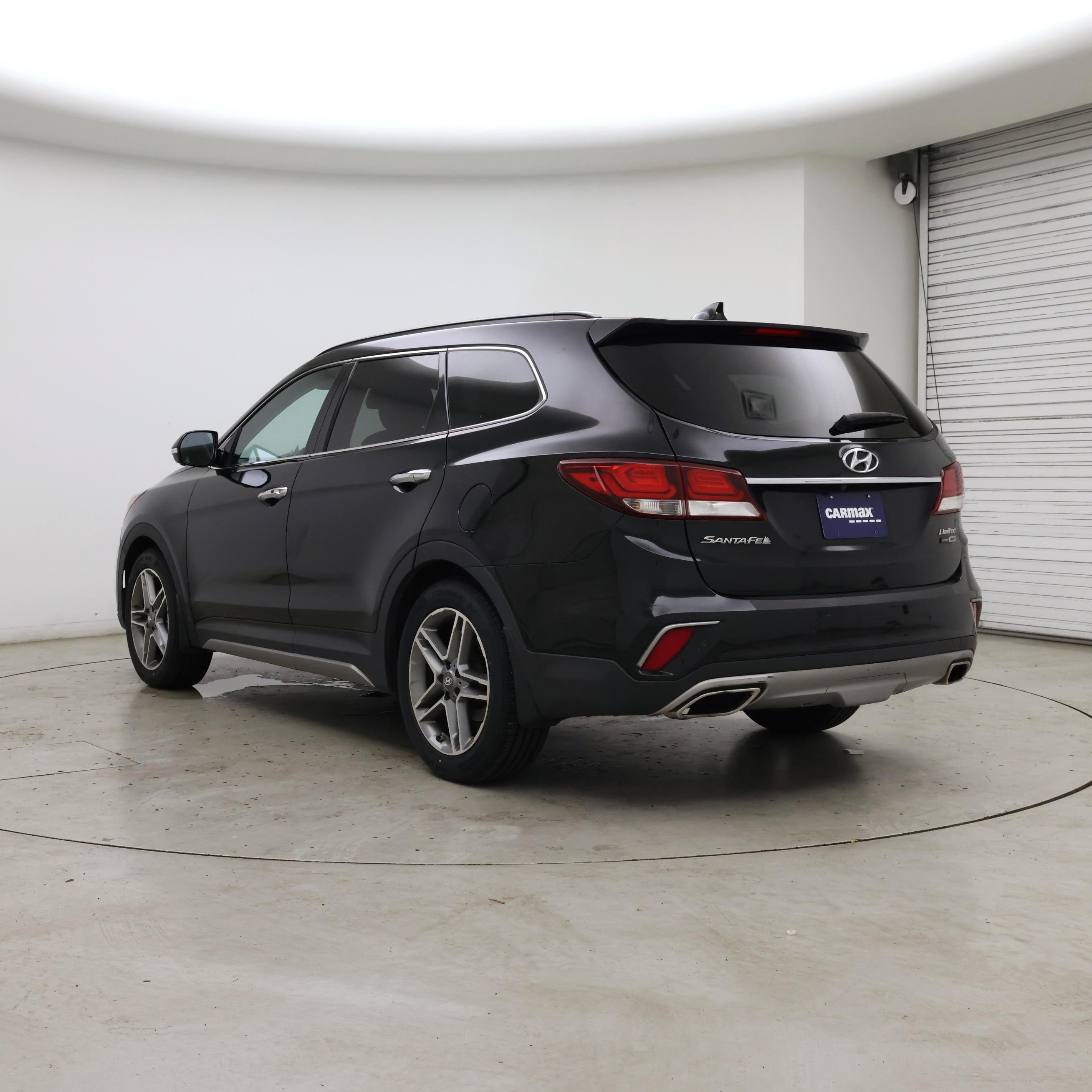 Thumbnail: 2017 Hyundai Santa Fe - 2