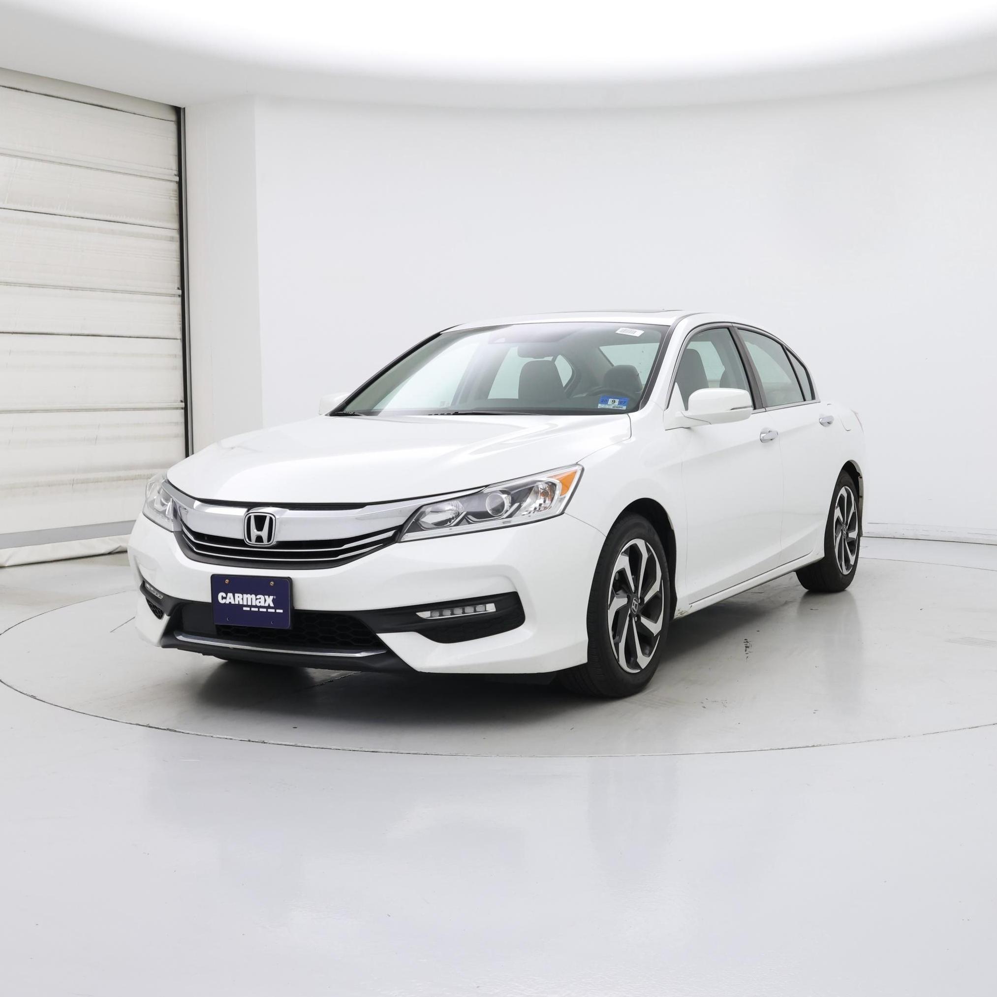 Thumbnail: 2017 Honda Accord - 4