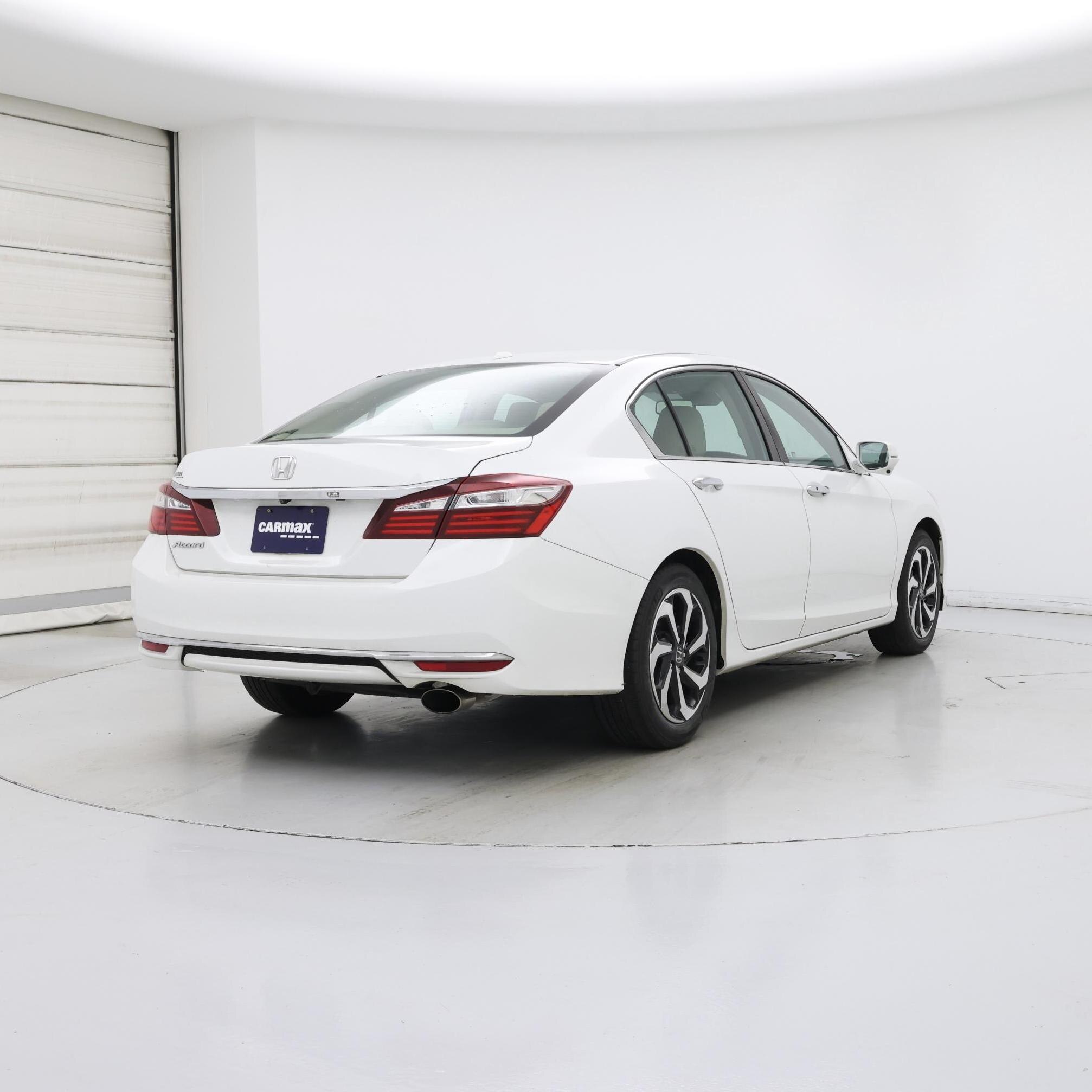 Thumbnail: 2017 Honda Accord - 8