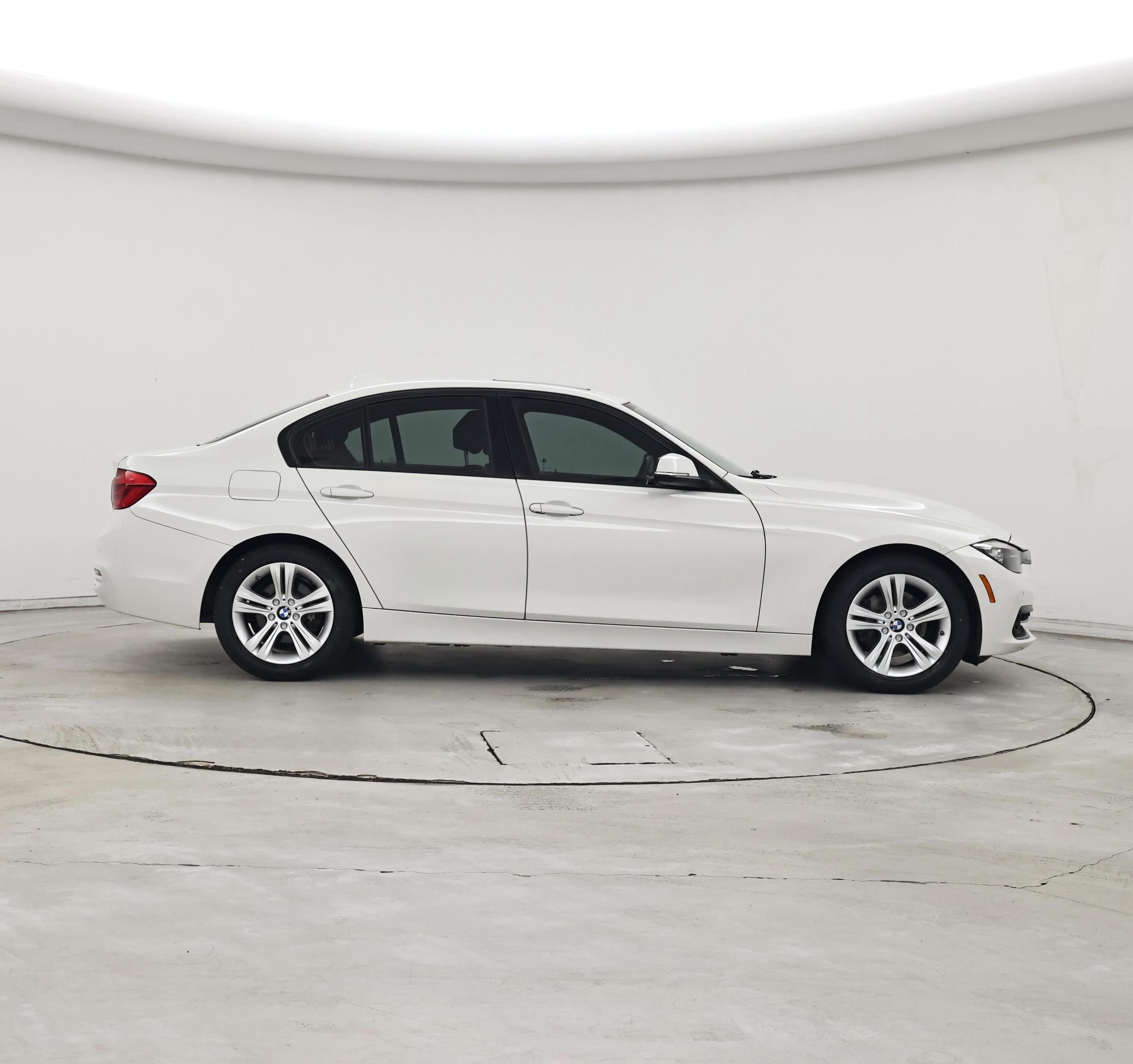 Thumbnail: 2016 BMW 3 Series - 7