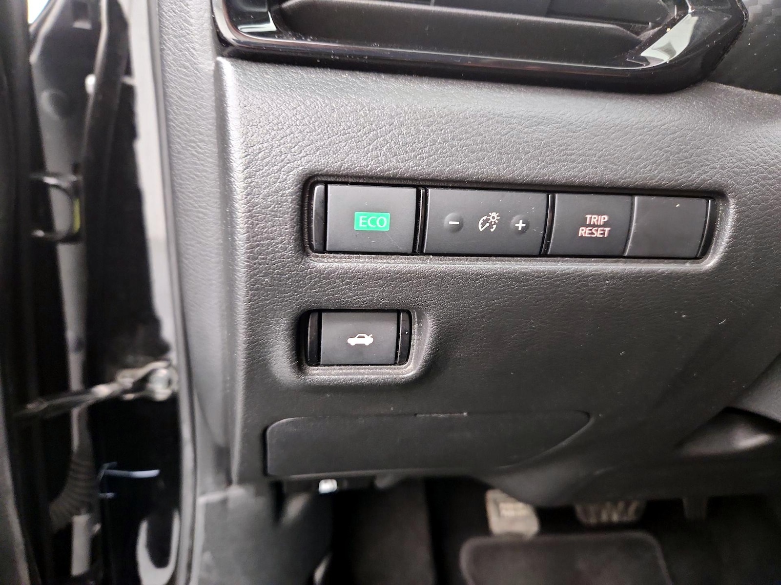 2022 Nissan Sentra SV - Photo 14