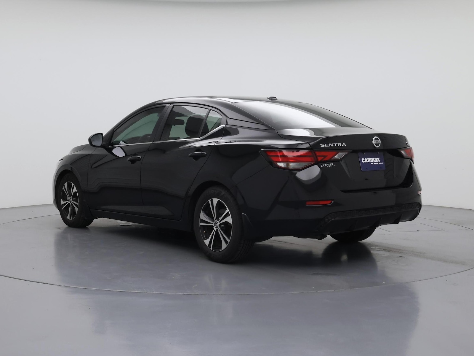 2022 Nissan Sentra SV - Photo 3