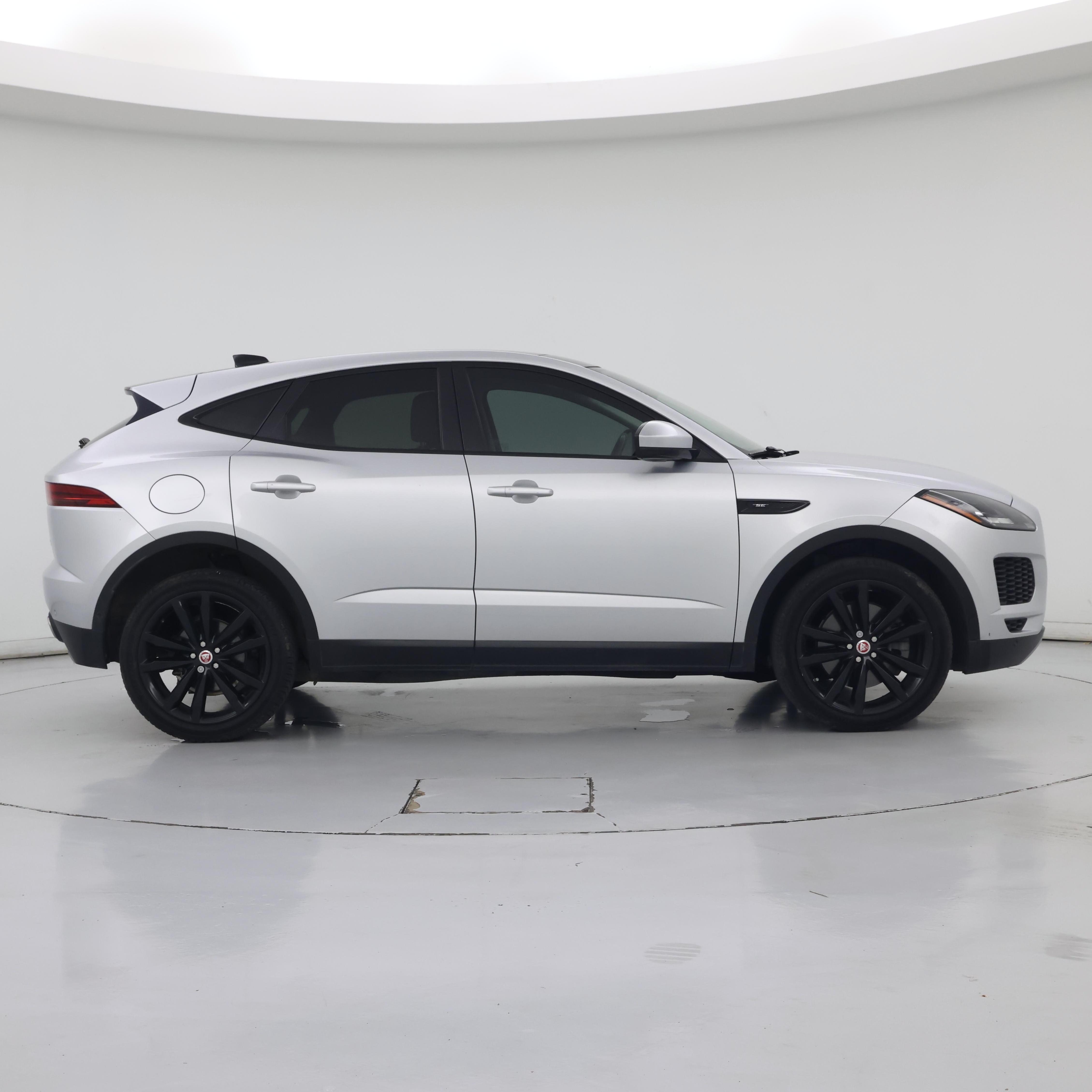 Thumbnail: 2019 Jaguar E-Pace - 7