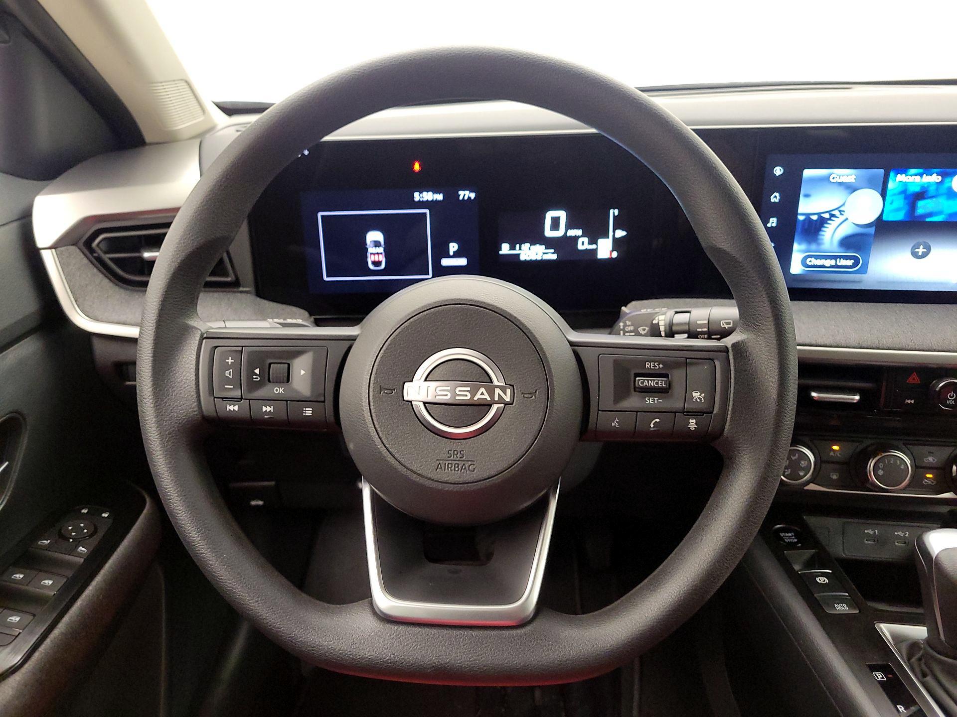 Thumbnail: 2025 Nissan Kicks - 10
