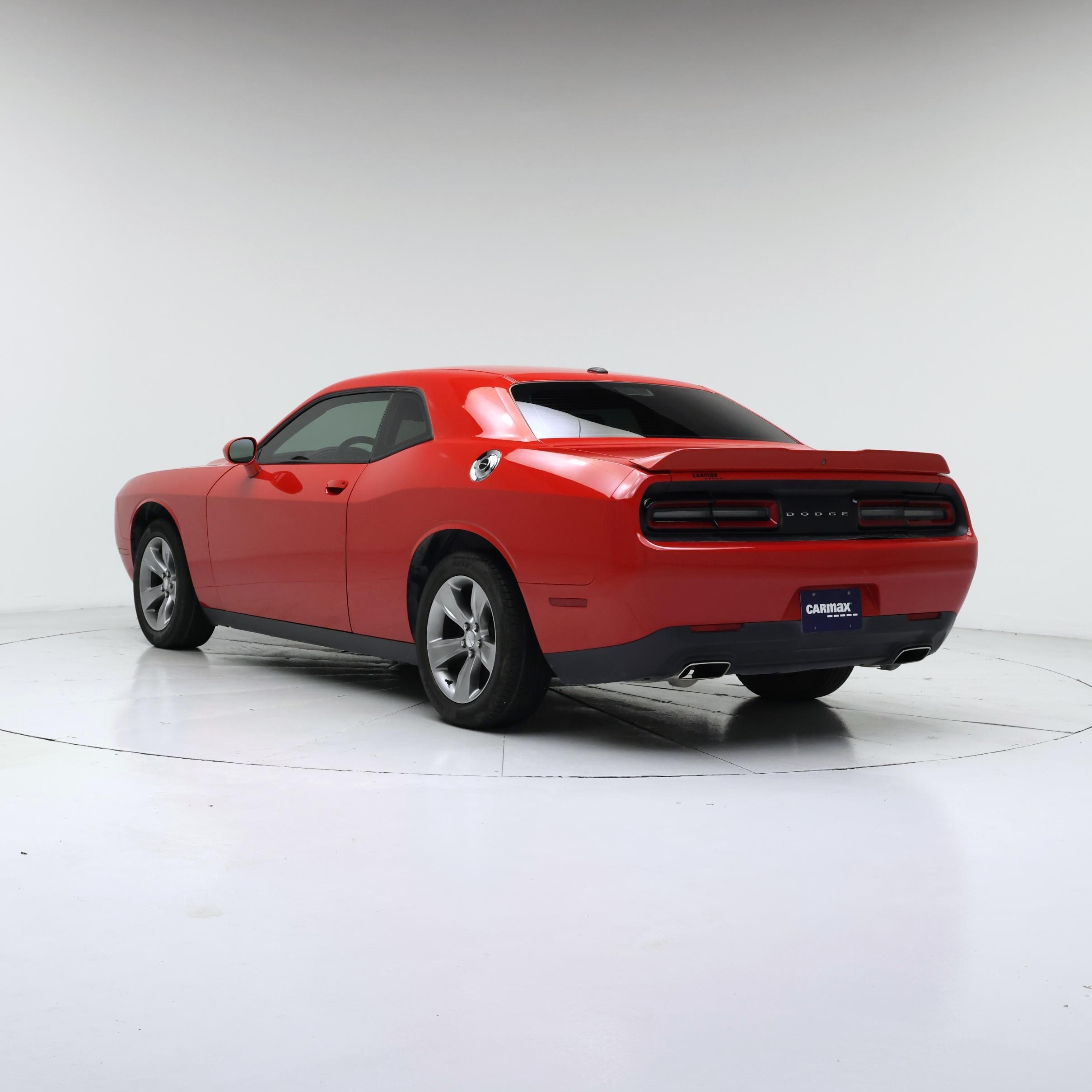 Thumbnail: 2019 Dodge Challenger - 2