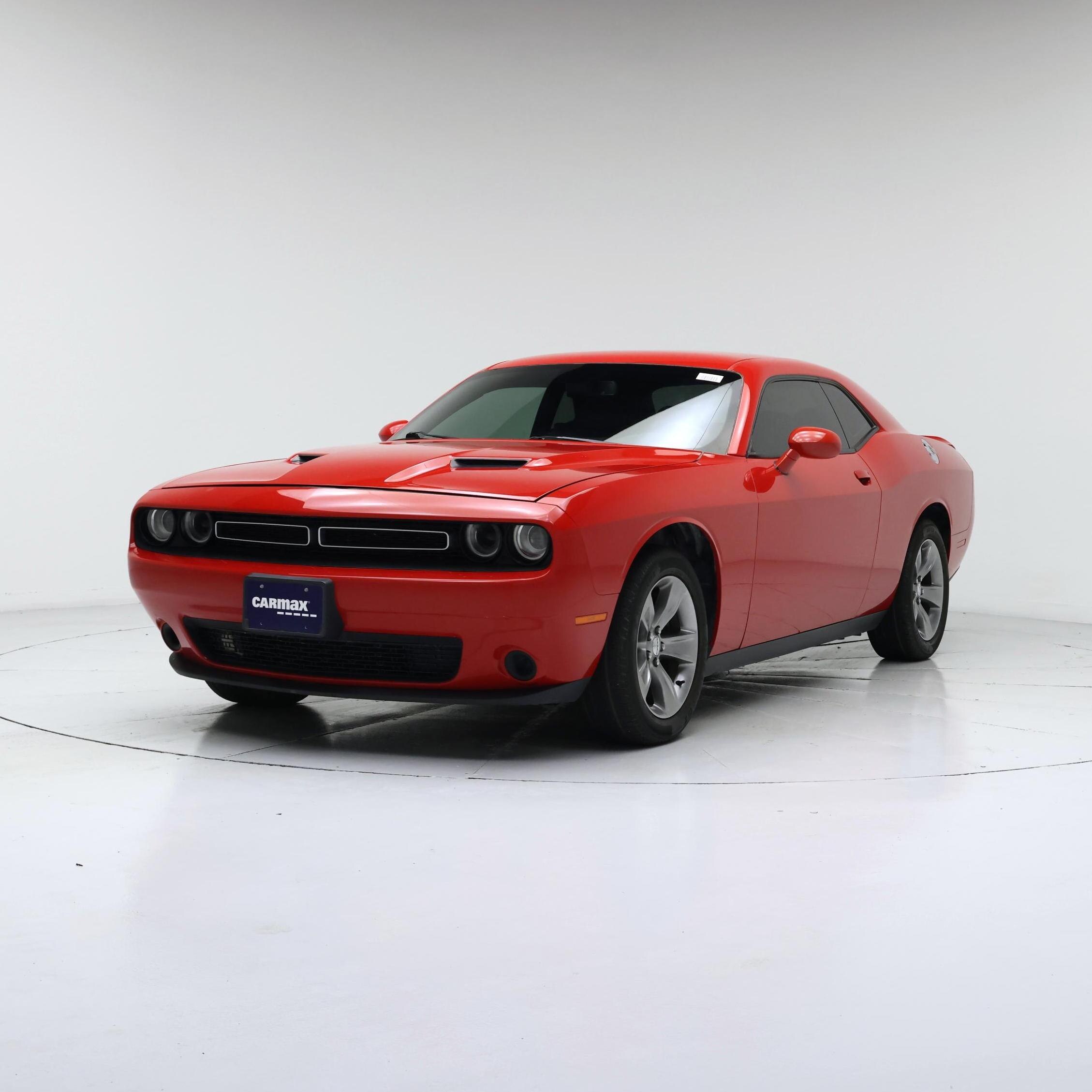Thumbnail: 2019 Dodge Challenger - 4