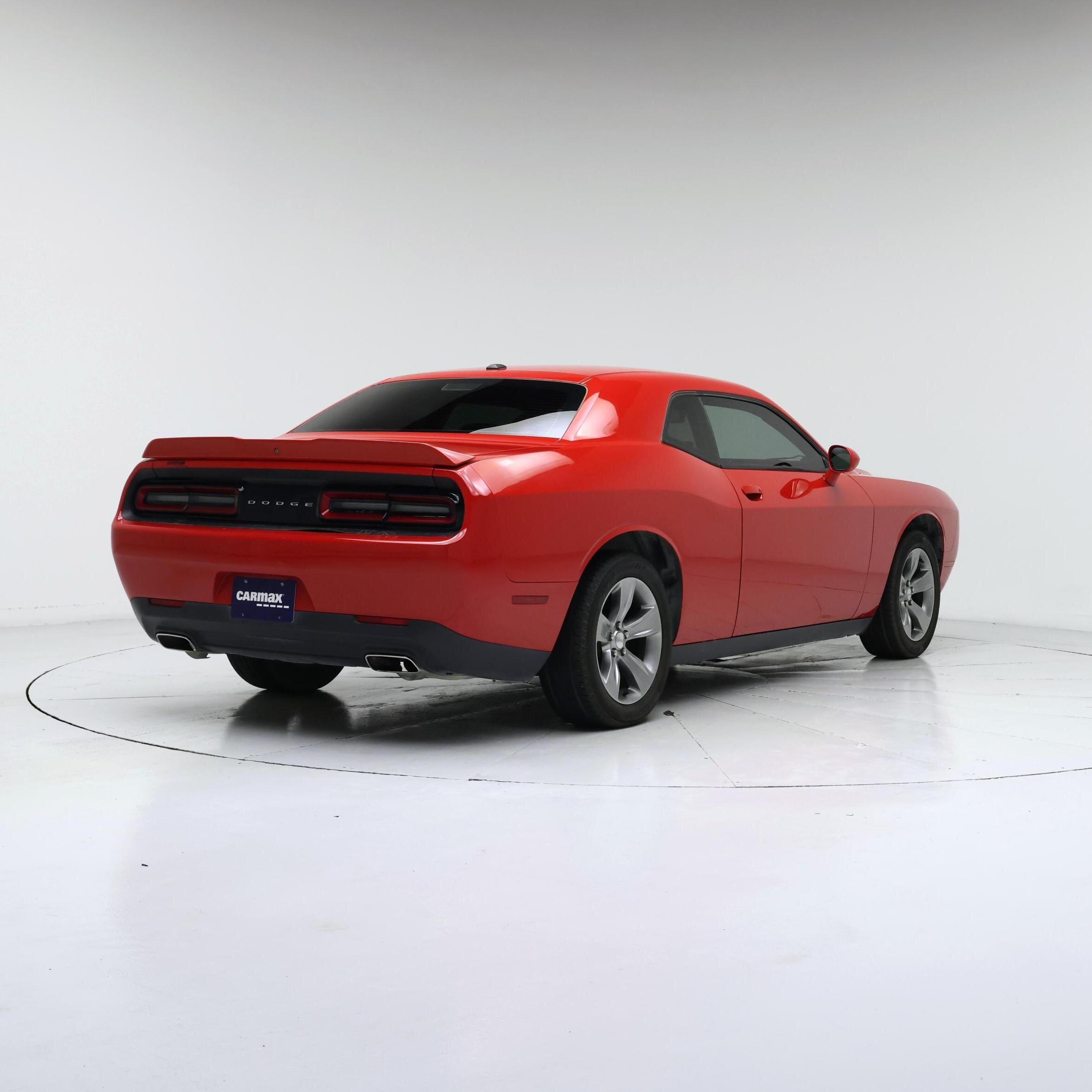 Thumbnail: 2019 Dodge Challenger - 8