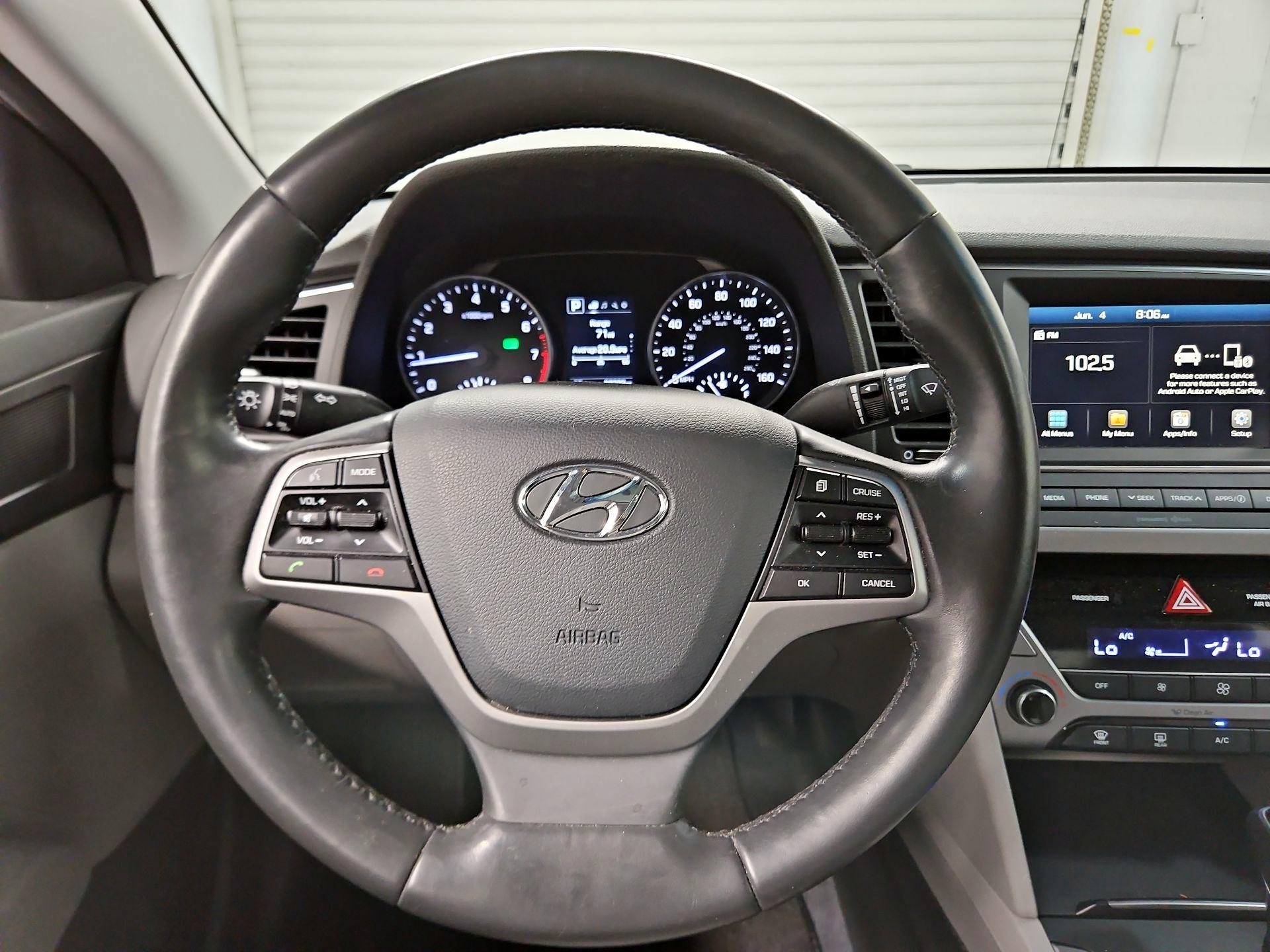 Thumbnail: 2018 Hyundai Elantra - 10