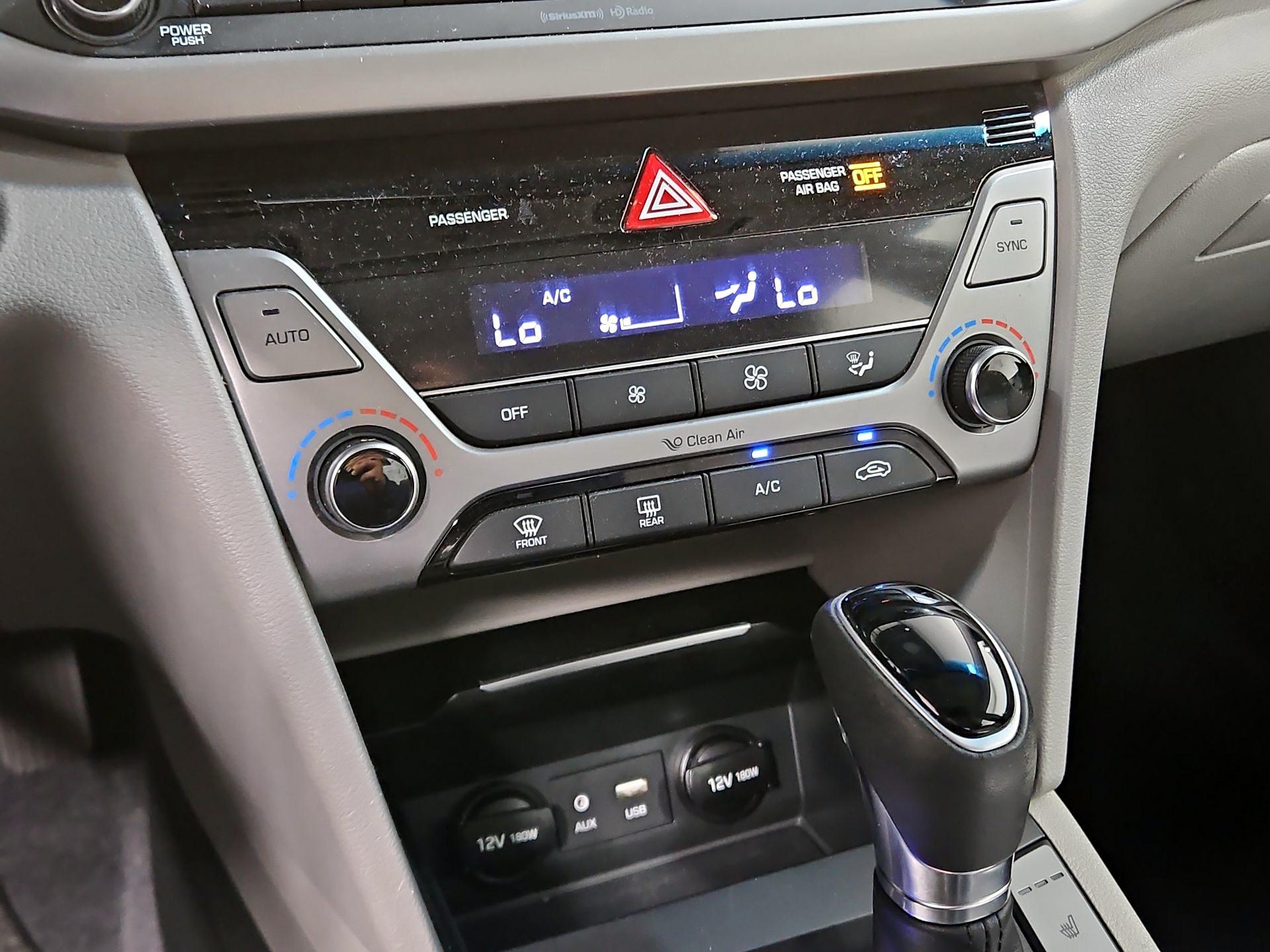 Thumbnail: 2018 Hyundai Elantra - 16