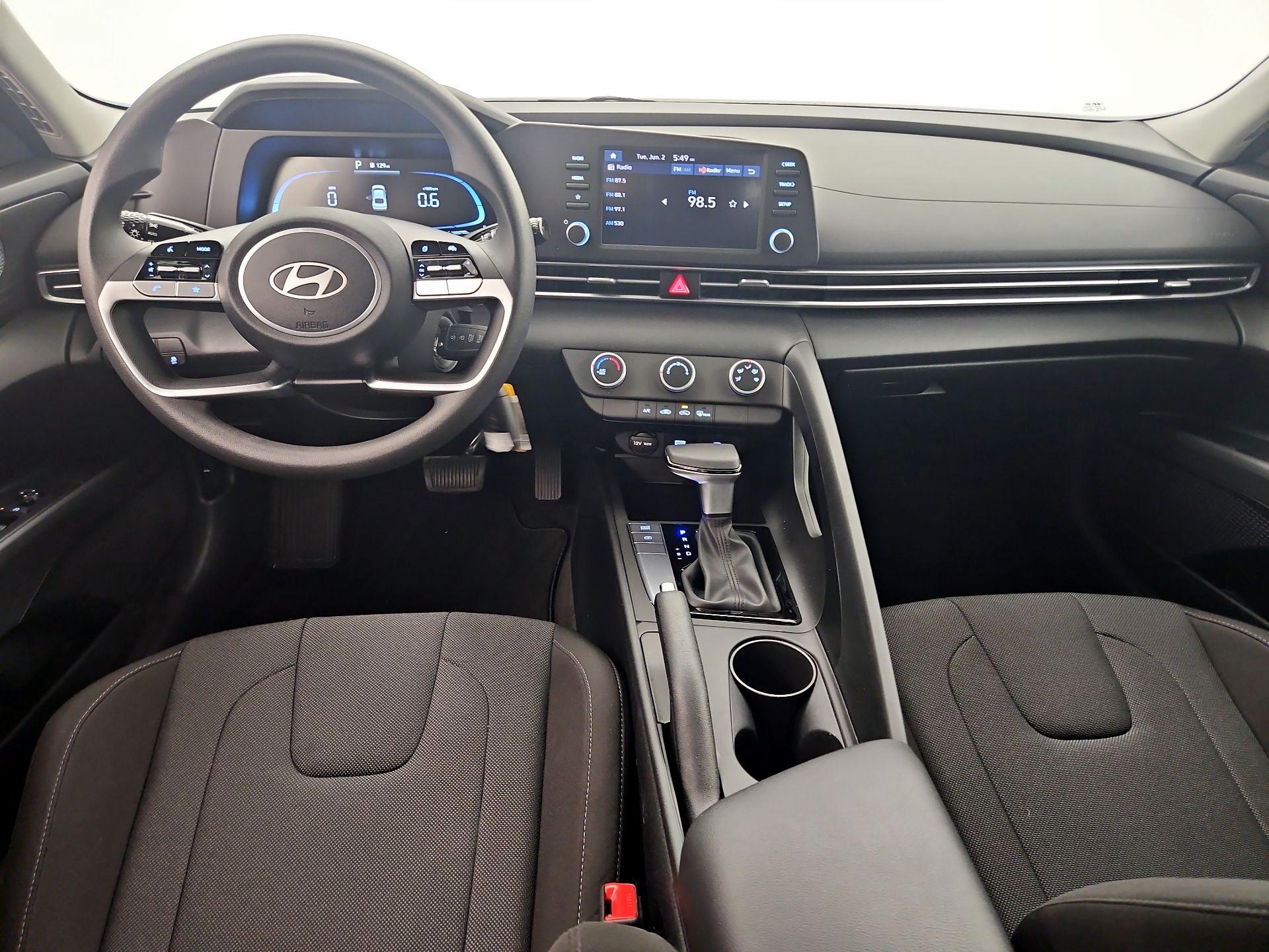 Thumbnail: 2025 Hyundai Elantra - 9