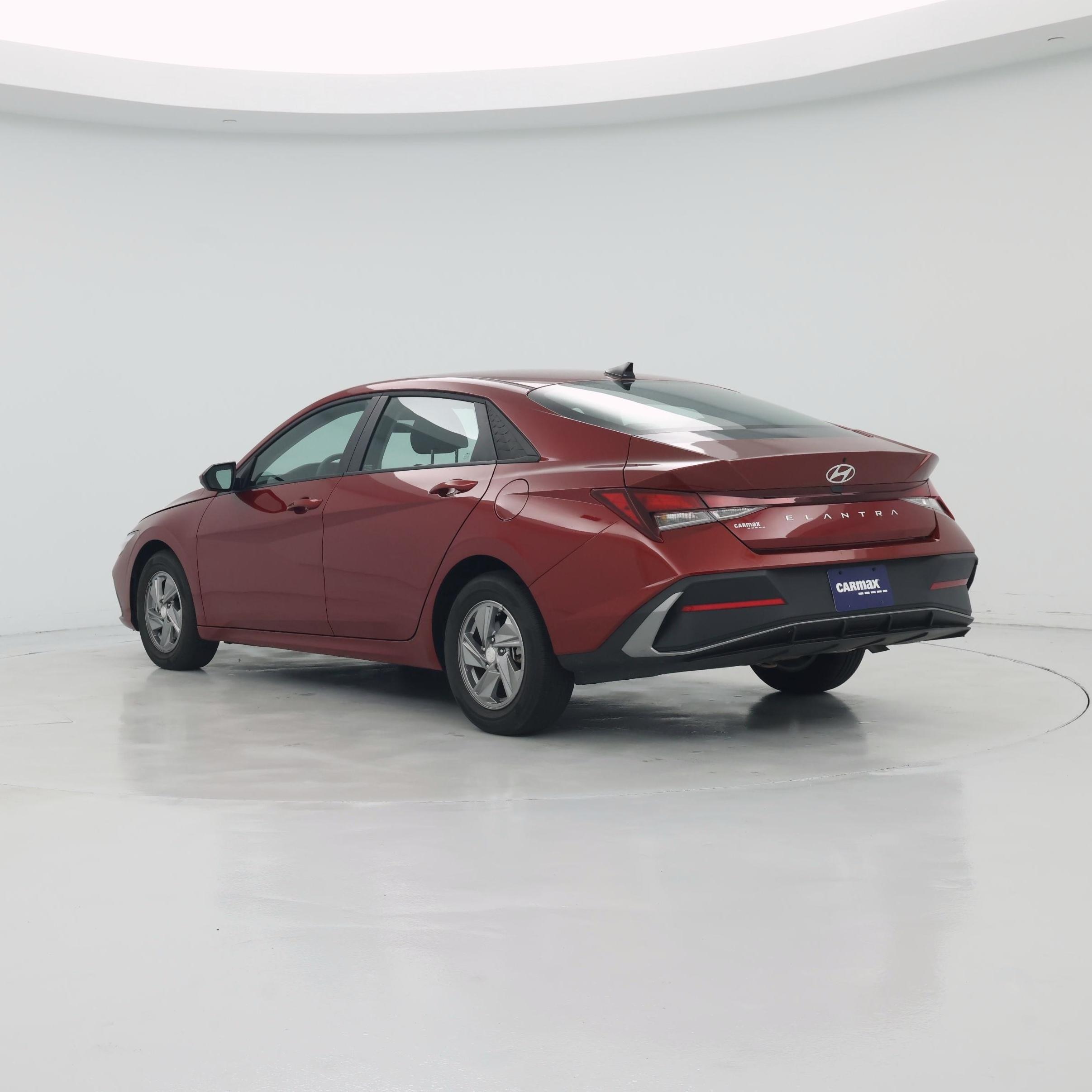 Thumbnail: 2025 Hyundai Elantra - 2