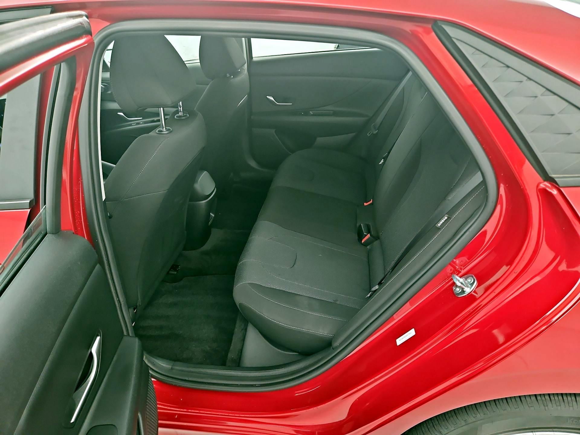 Thumbnail: 2025 Hyundai Elantra - 19