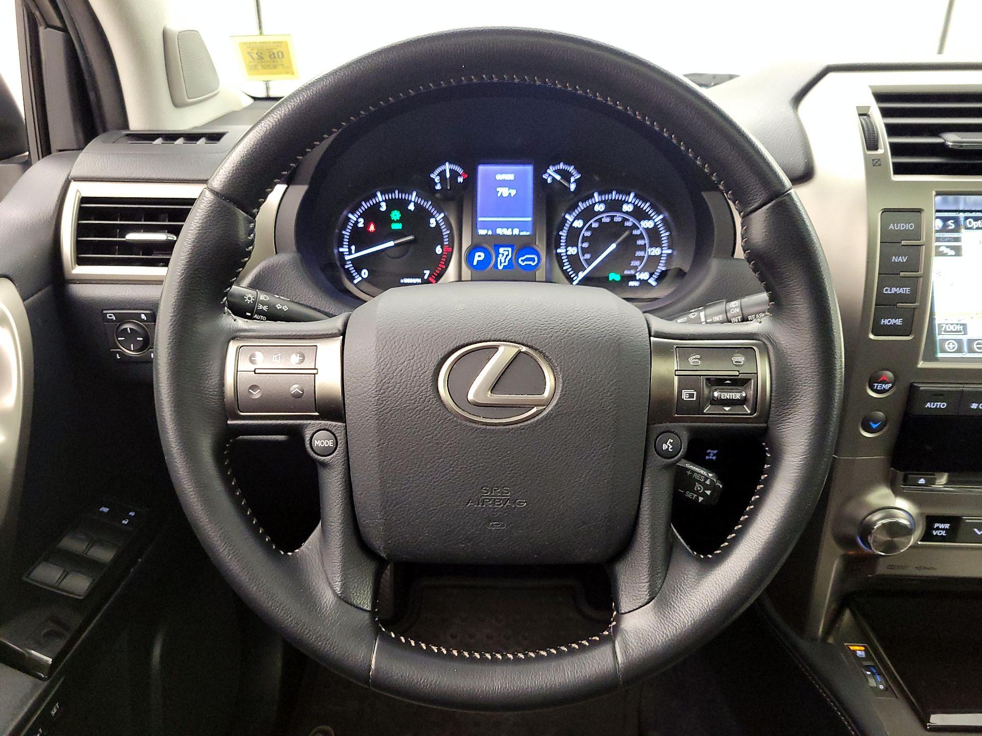 Thumbnail: 2018 Lexus GX - 10