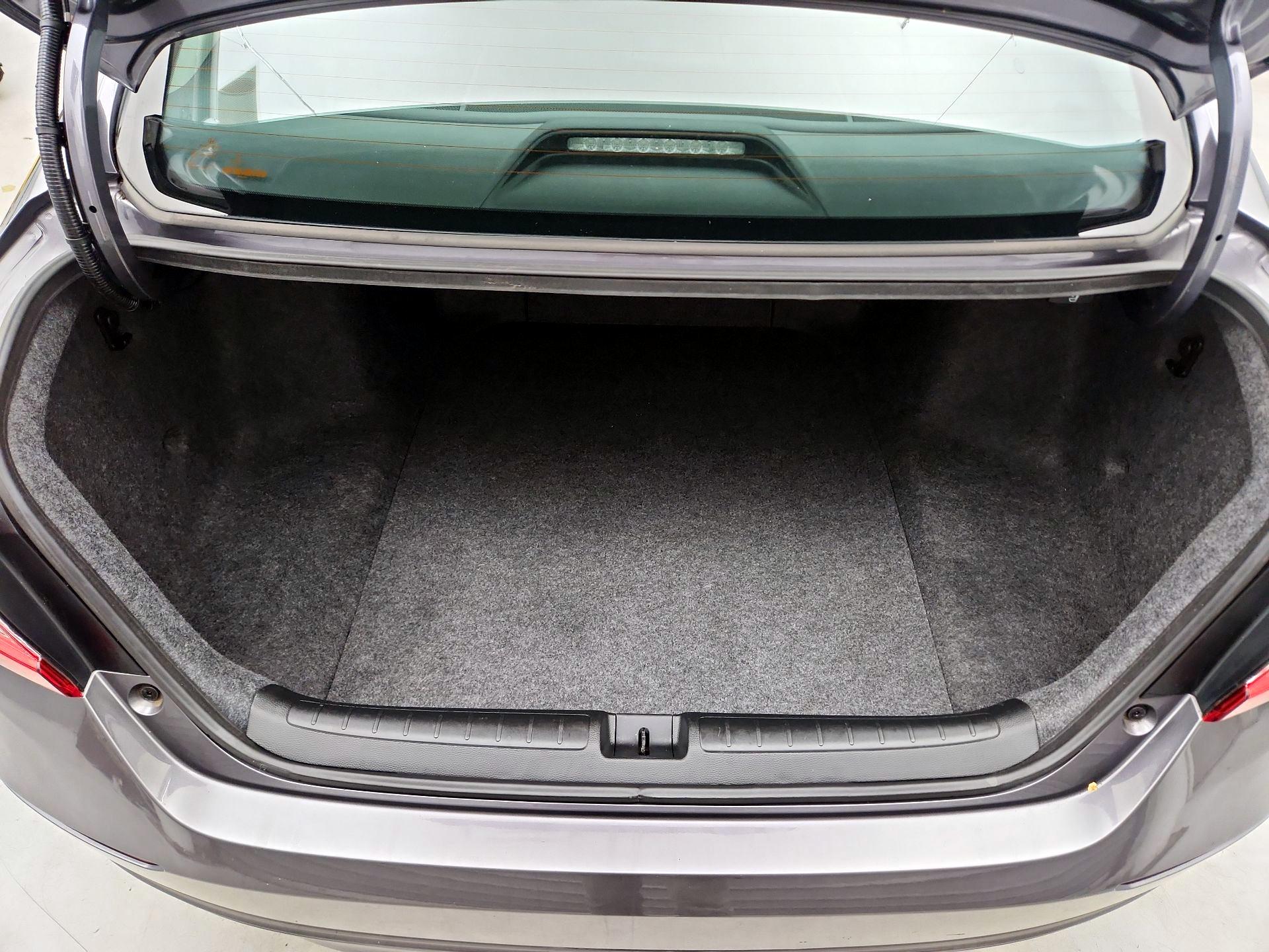 Thumbnail: 2019 Honda Accord - 20
