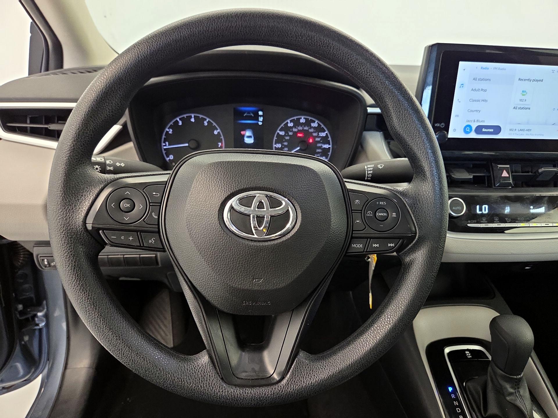Thumbnail: 2025 Toyota Corolla - 10