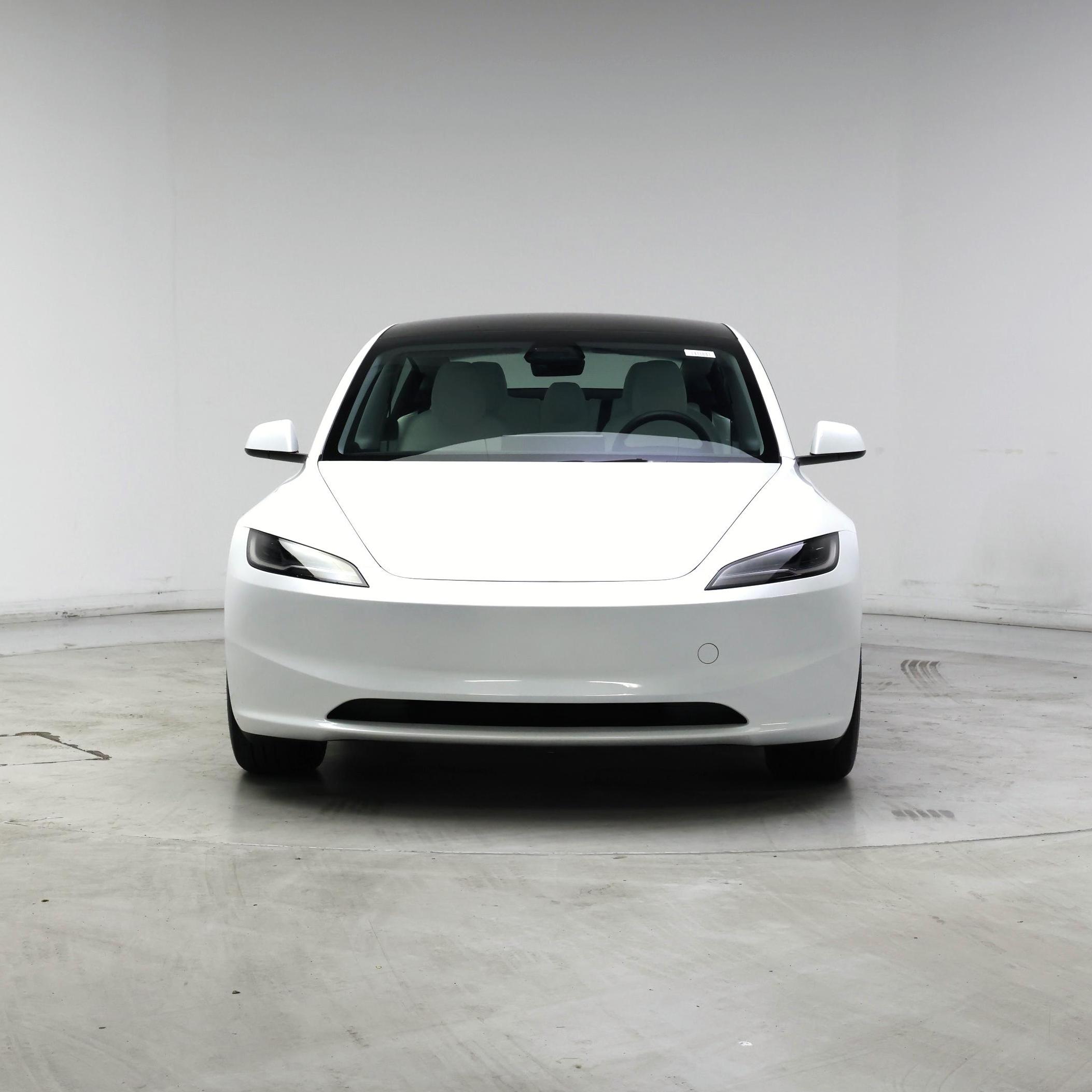 Thumbnail: 2025 Tesla Model 3 - 5