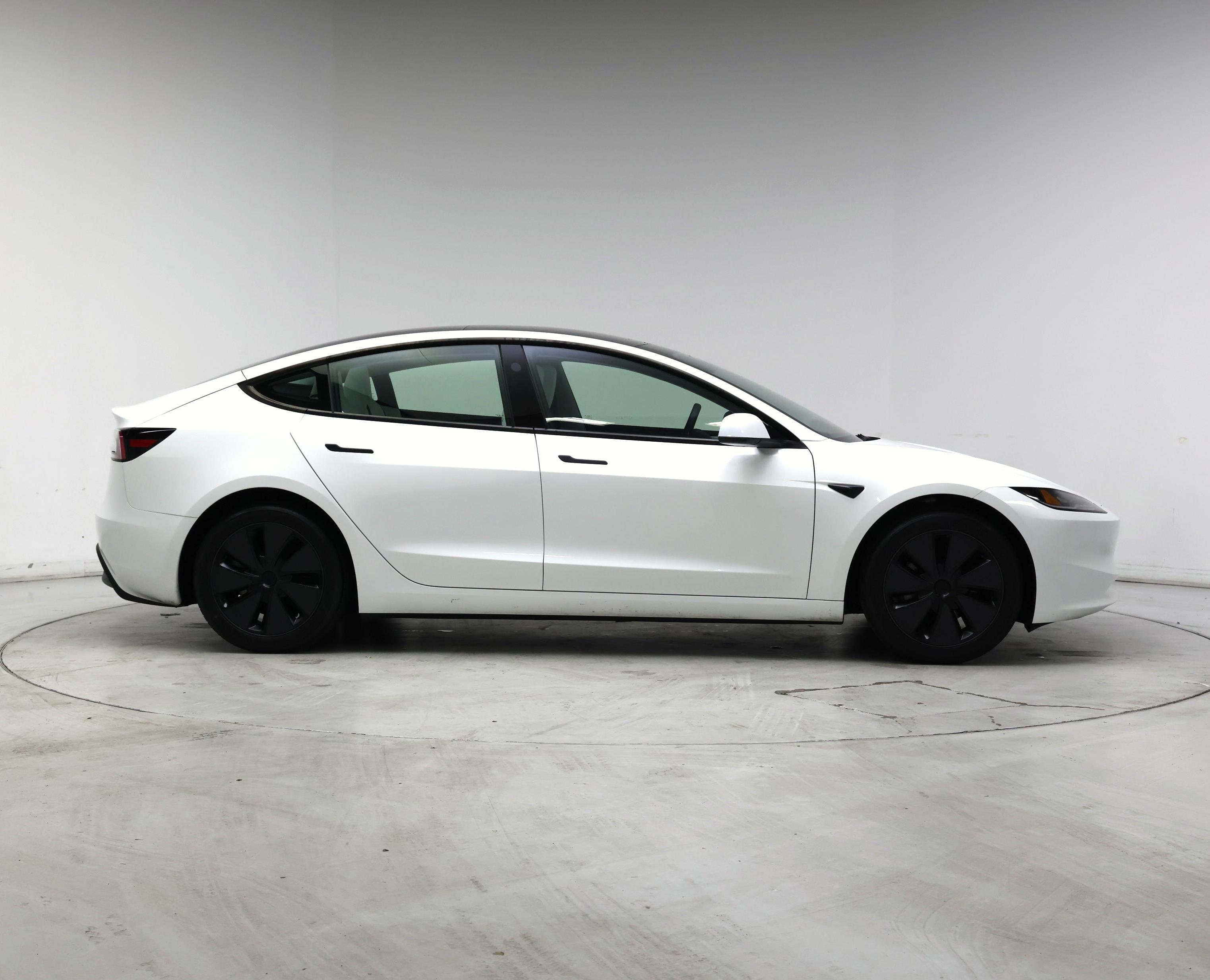 Thumbnail: 2025 Tesla Model 3 - 7