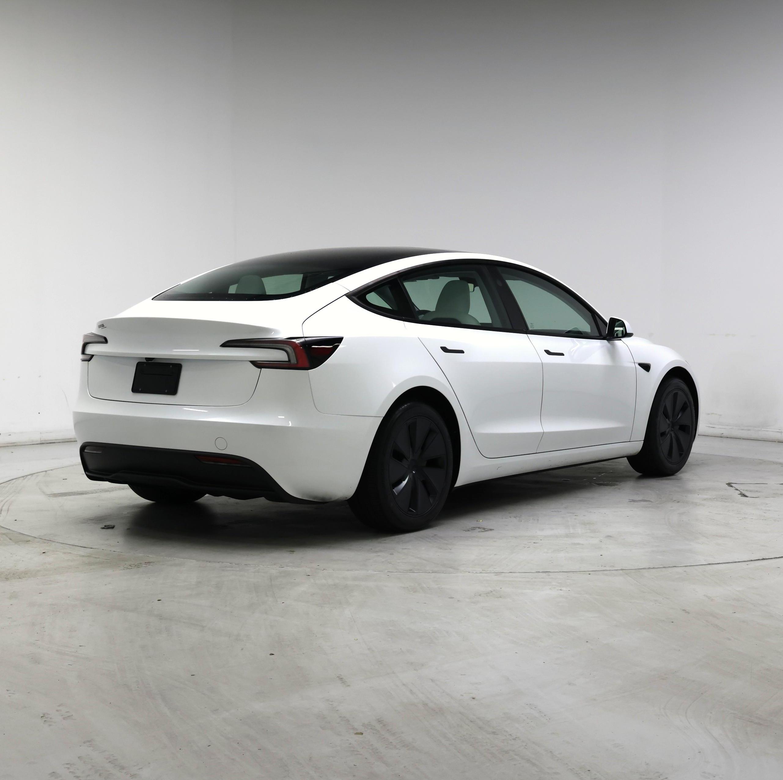 Thumbnail: 2025 Tesla Model 3 - 8