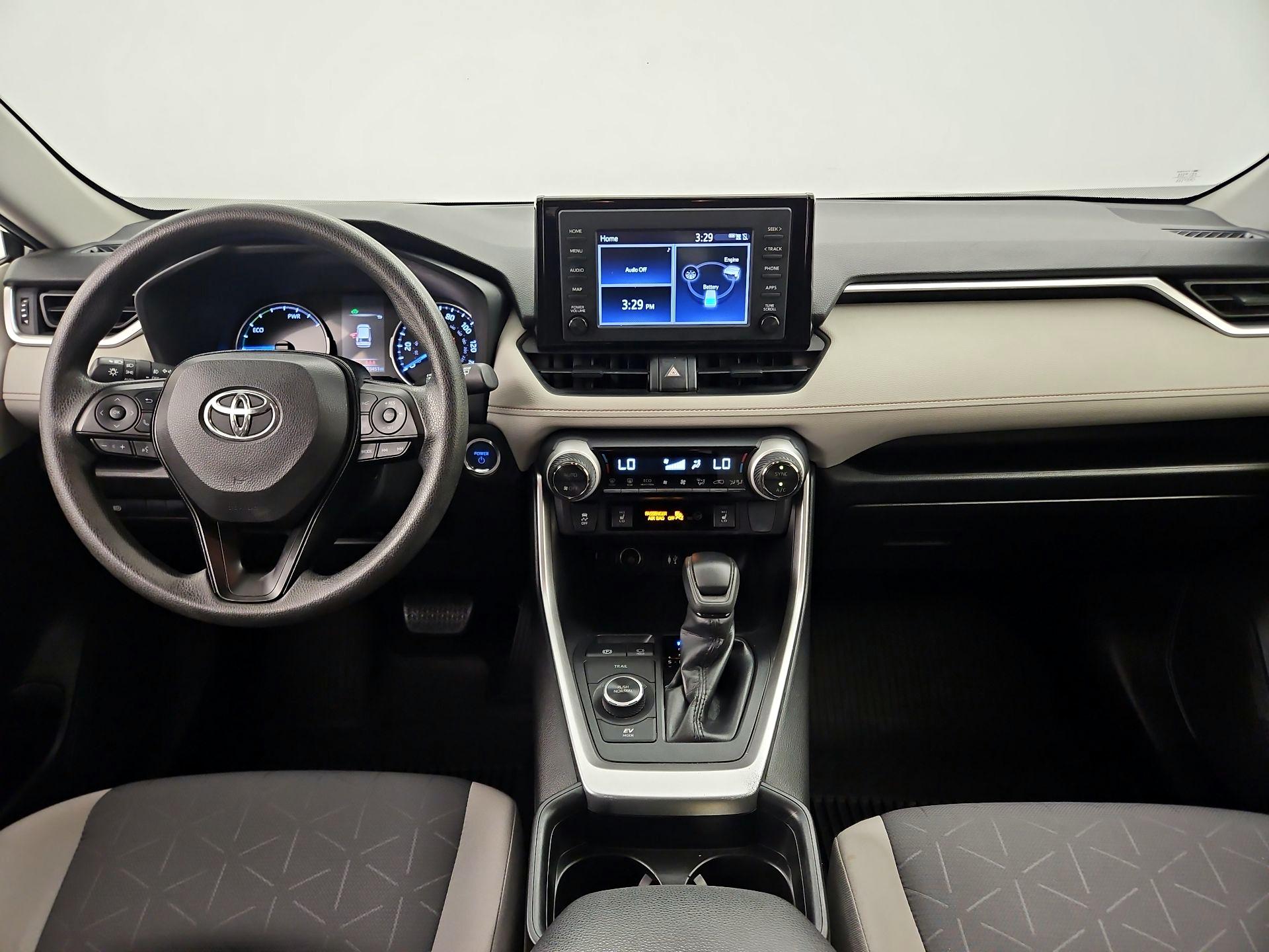 Thumbnail: 2019 Toyota RAV4 - 9