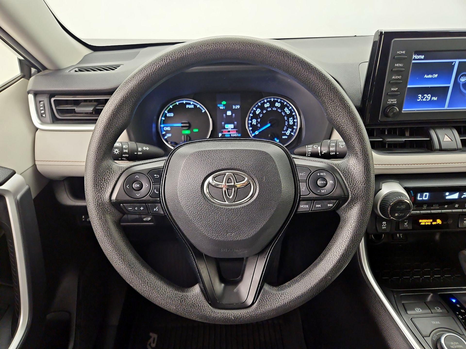Thumbnail: 2019 Toyota RAV4 - 10