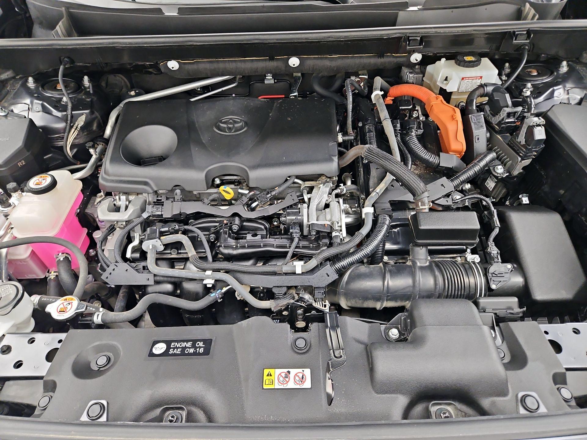 Thumbnail: 2019 Toyota RAV4 - 18