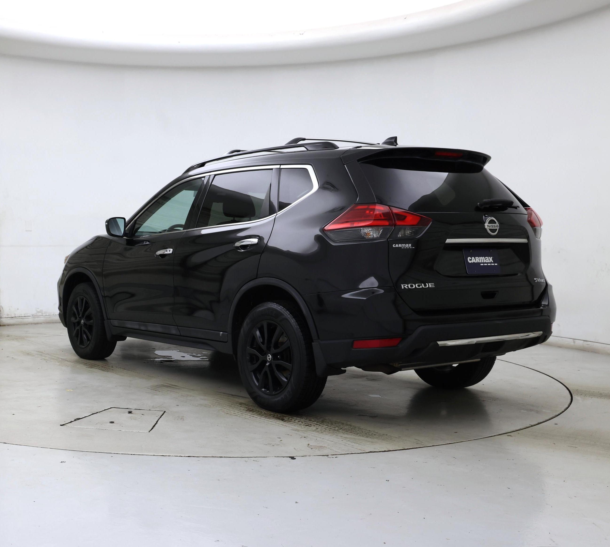 Thumbnail: 2017 Nissan Rogue - 2