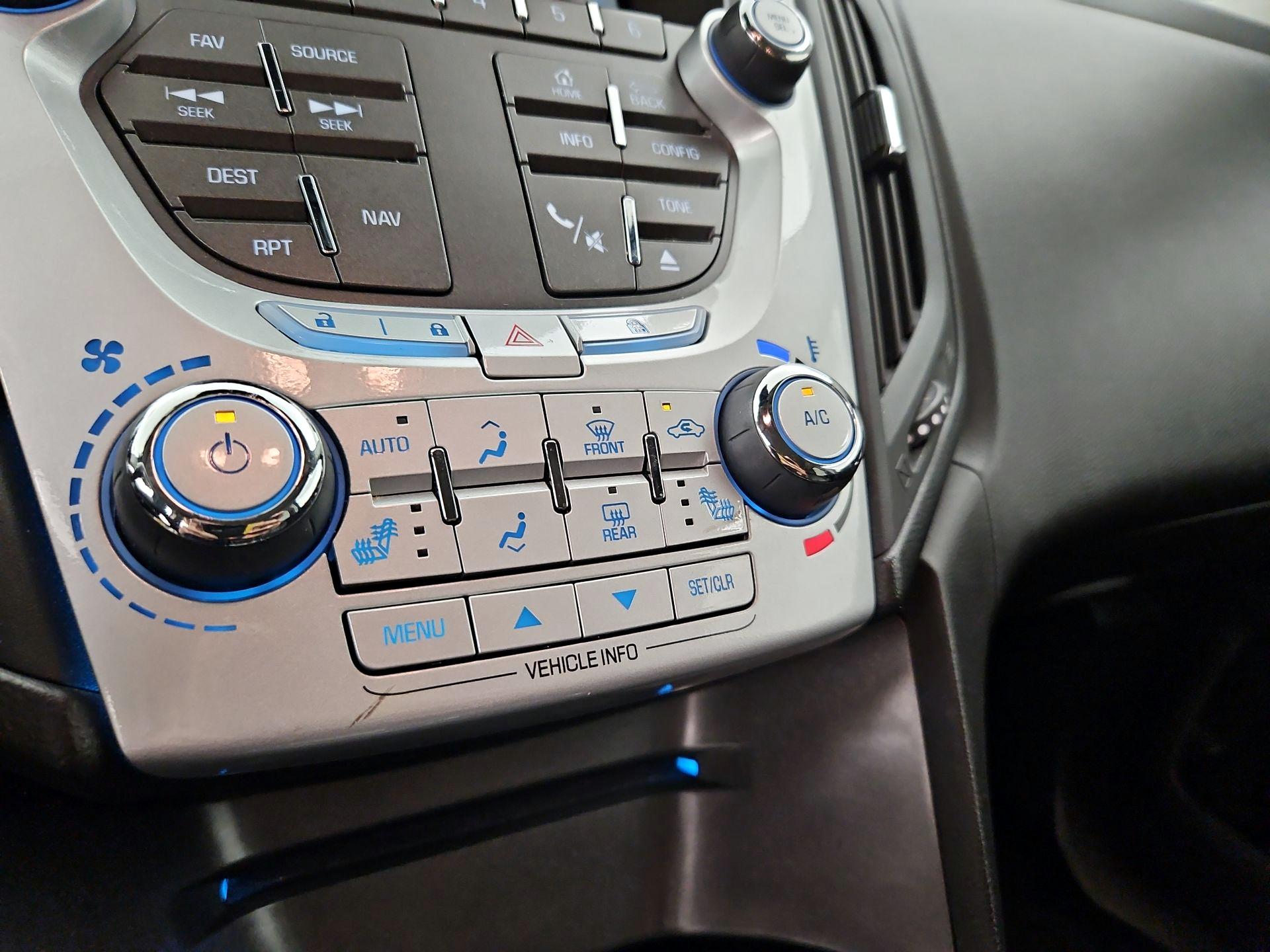 Thumbnail: 2015 Chevrolet Equinox - 17