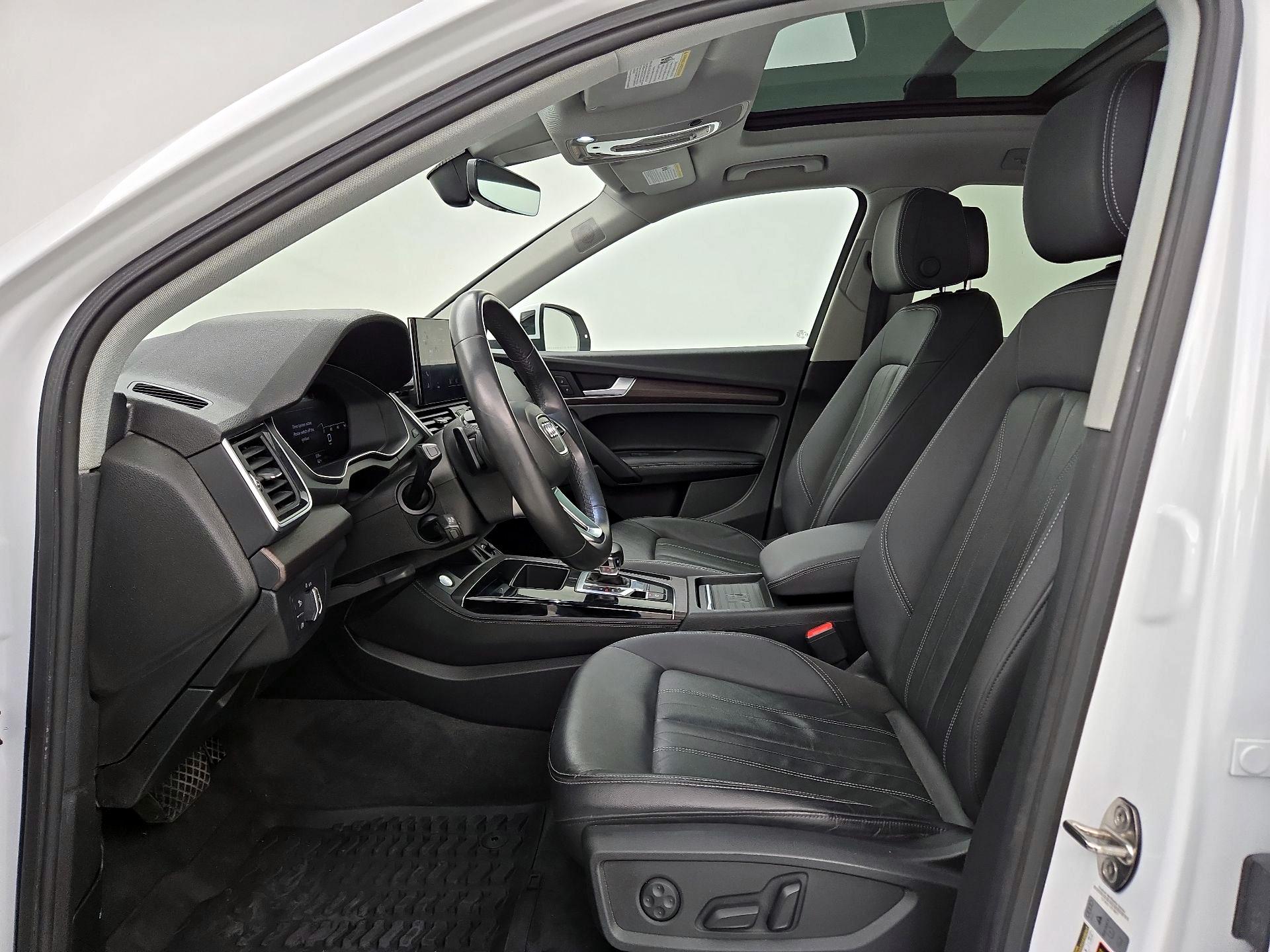 Thumbnail: 2021 Audi Q5 - 11