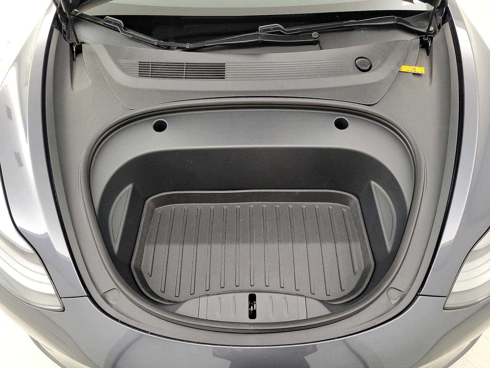 Thumbnail: 2021 Tesla Model 3 - 20